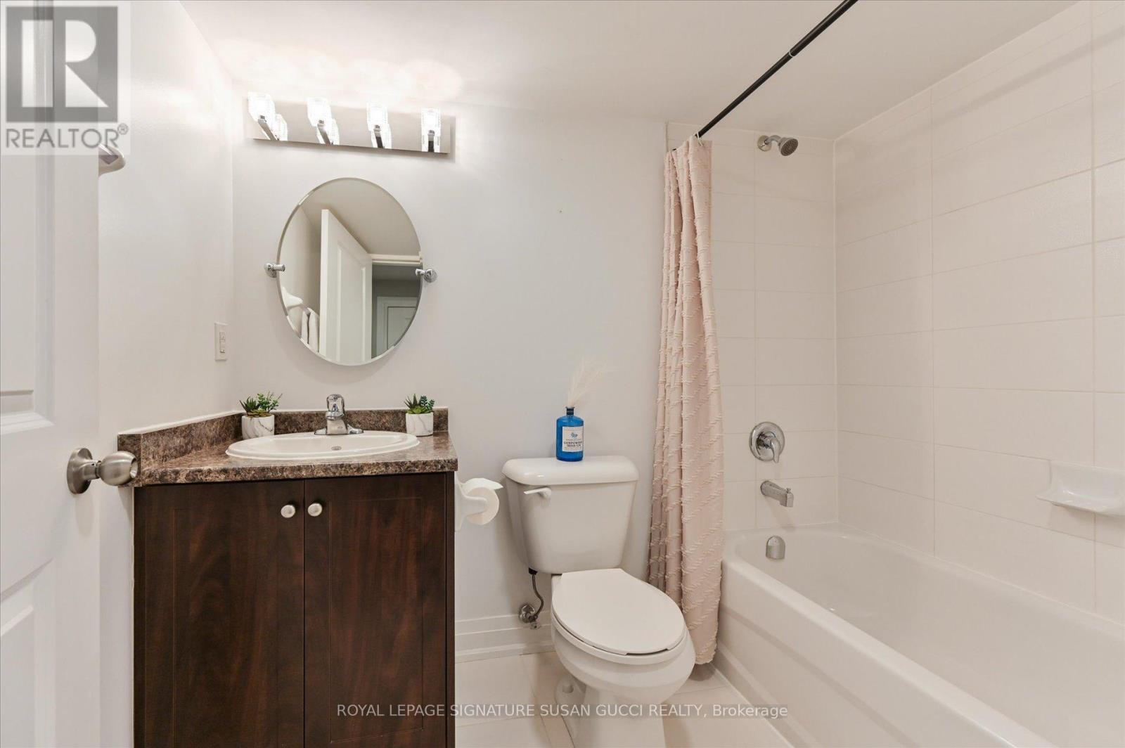 2833 St. Clair Avenue E, Toronto, Ontario  M4B 1N3 - Photo 33 - E13177072