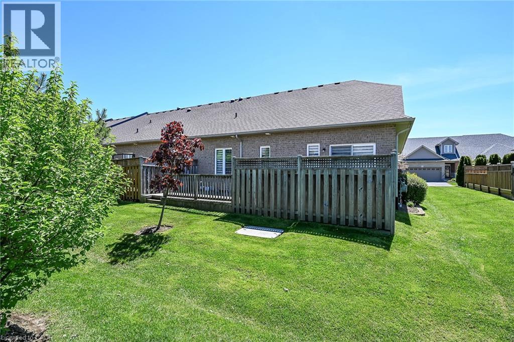 9 Grovetree Trail, Hamilton, Ontario  L9B 0B7 - Photo 35 - 40832873