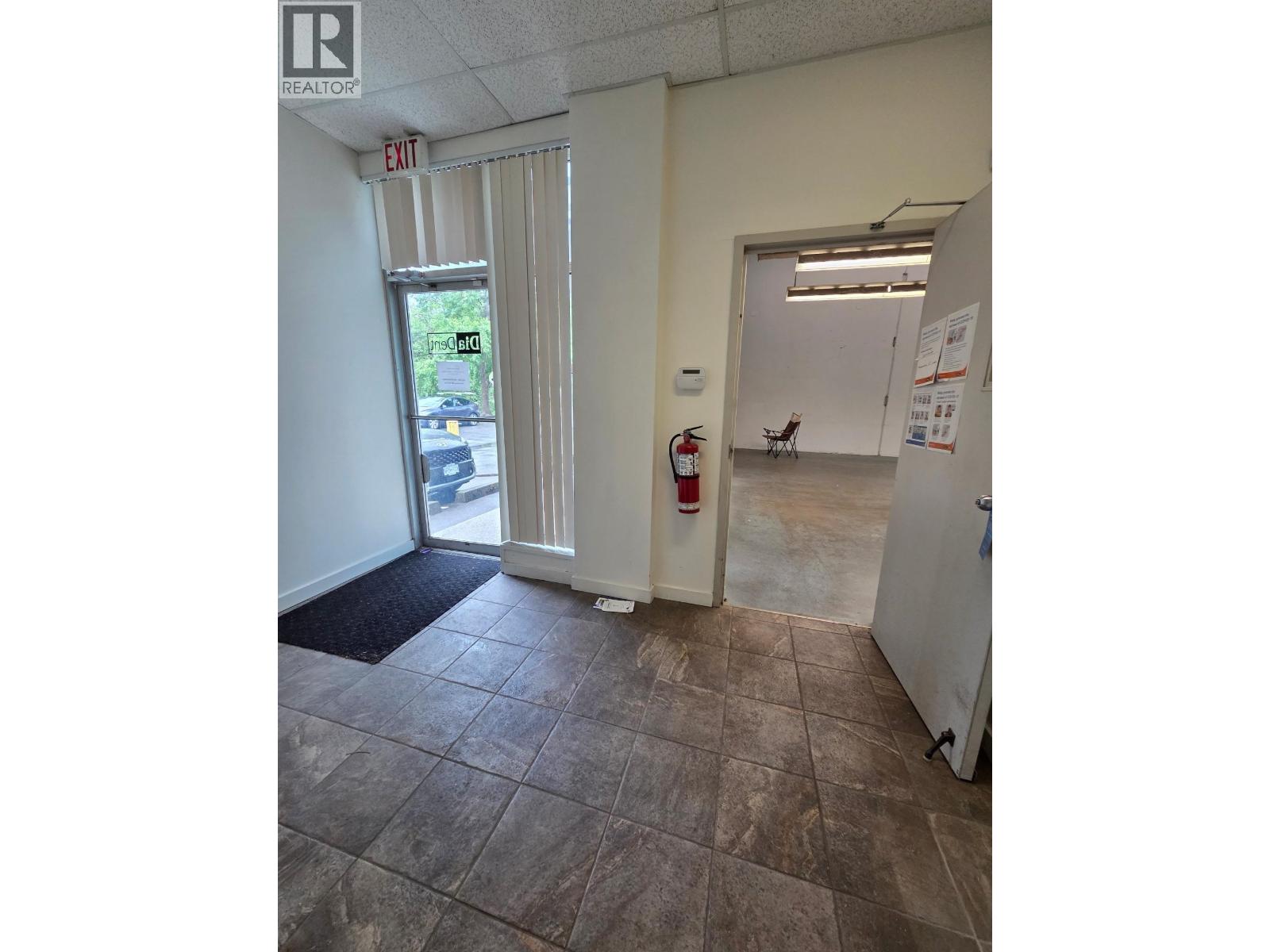 11 3871 North Fraser Way, Burnaby, British Columbia  V5J 5G6 - Photo 3 - C8075508