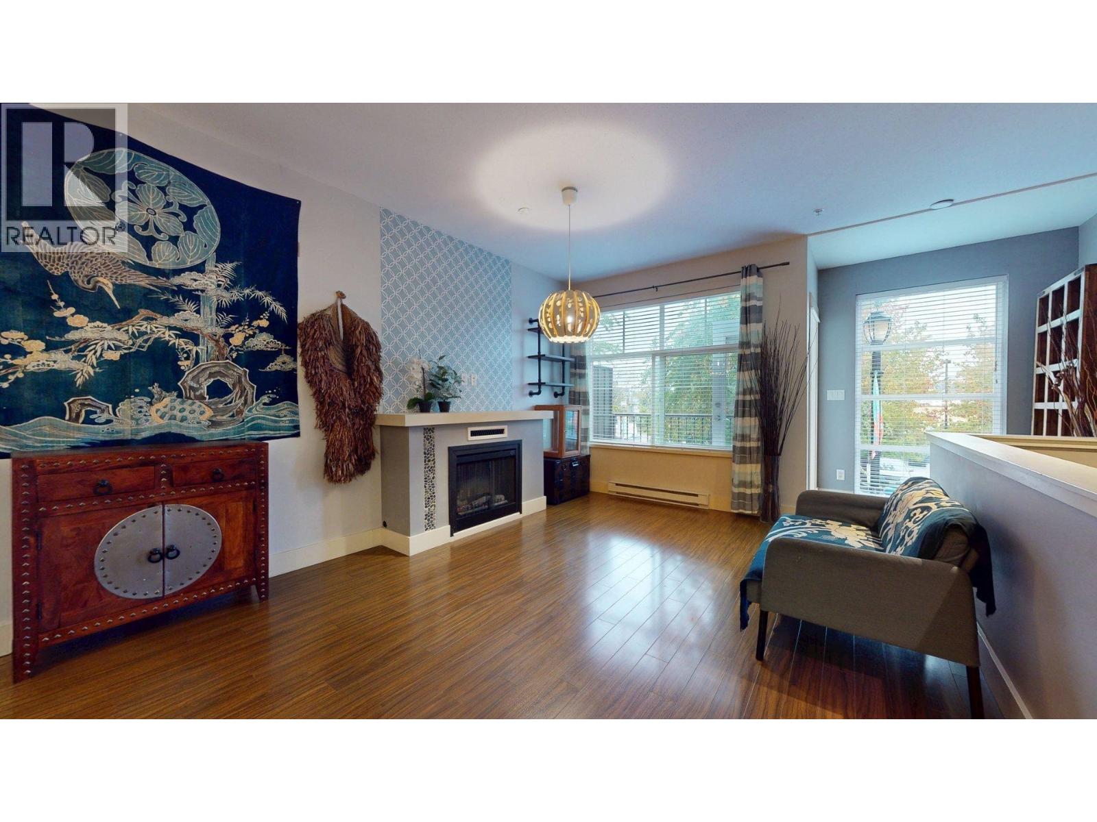 1320 Main Street, Squamish, British Columbia  V8B 0R2 - Photo 4 - R3118557