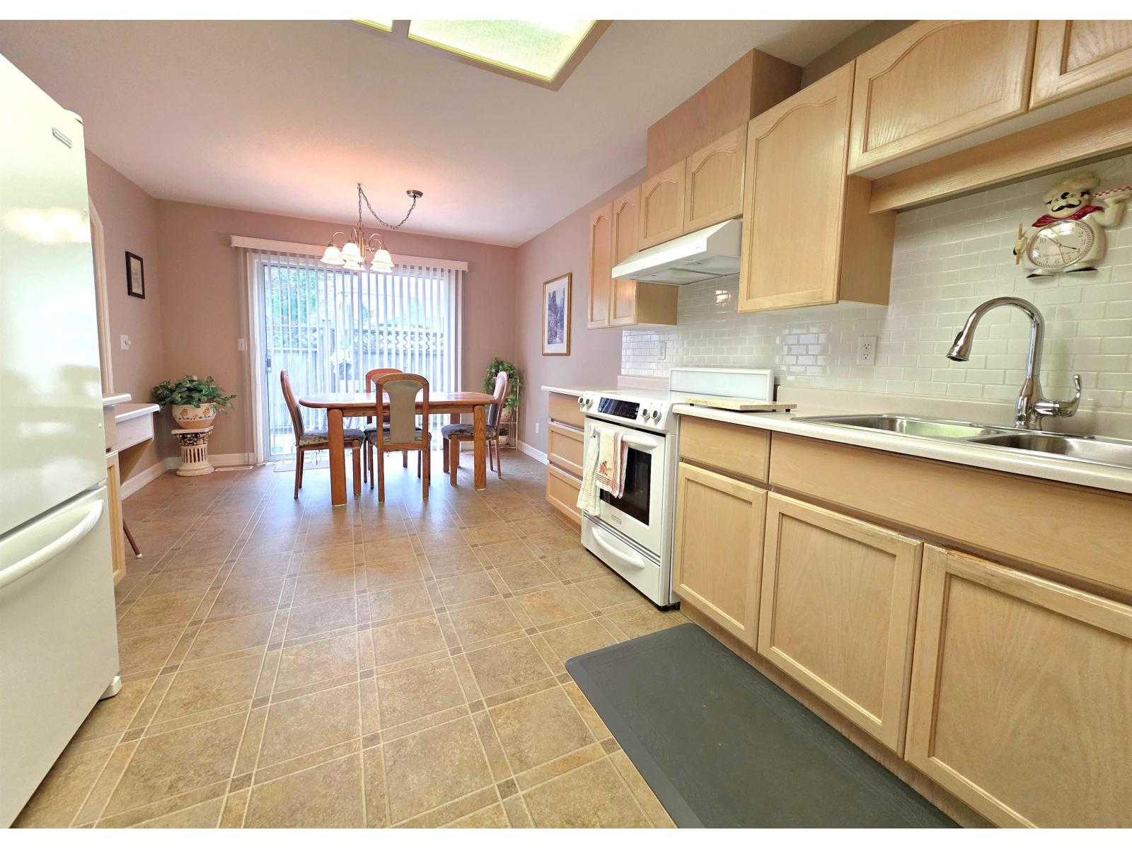 3 8567 164 Street, Surrey, British Columbia  V4N 3K4 - Photo 8 - R3128185