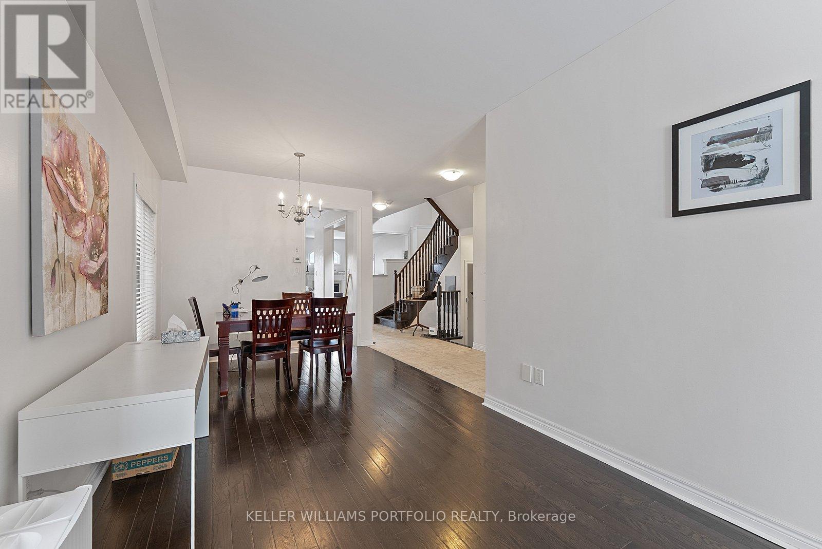 301 Oberfrick Avenue, Vaughan, Ontario  L6A 0R5 - Photo 4 - N13176860