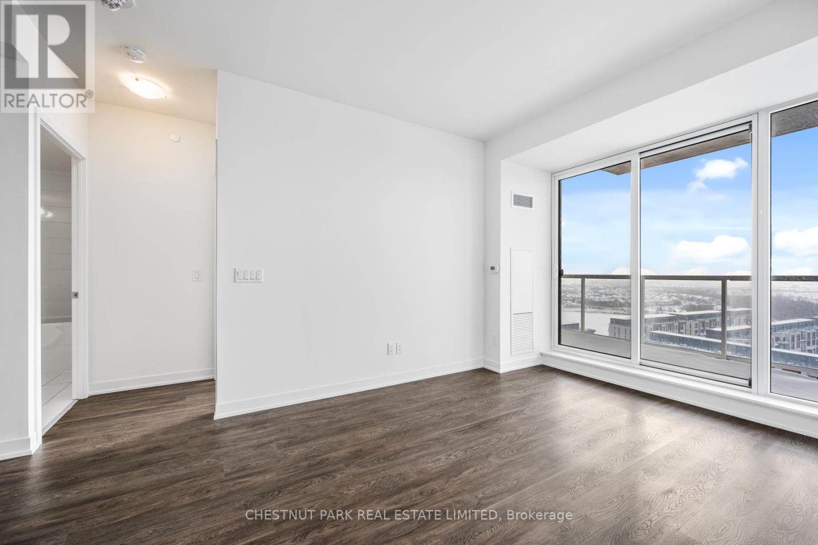 1221 - 2 David Eyer Road, Richmond Hill, Ontario  L4S 0N5 - Photo 11 - N13177046