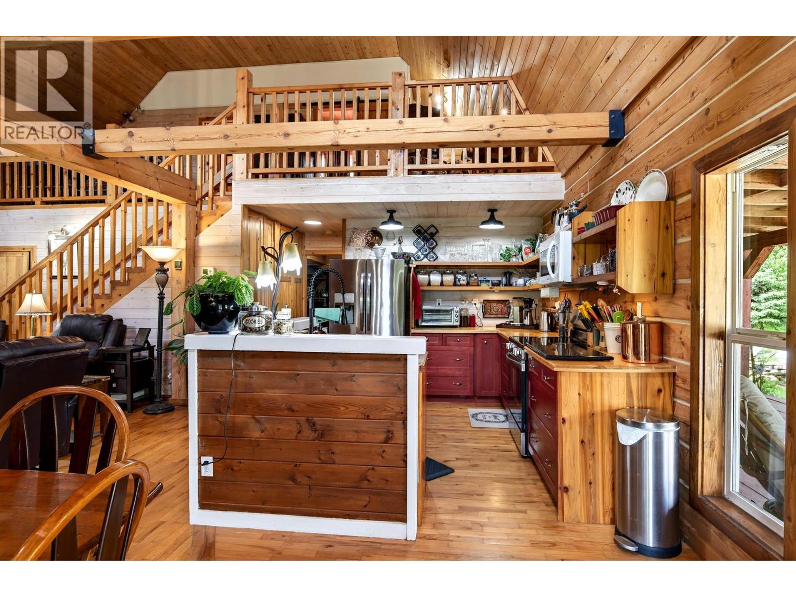 2236 Yellowhead Highway, Clearwater, British Columbia  V0E 1N1 - Photo 12 - 10388869