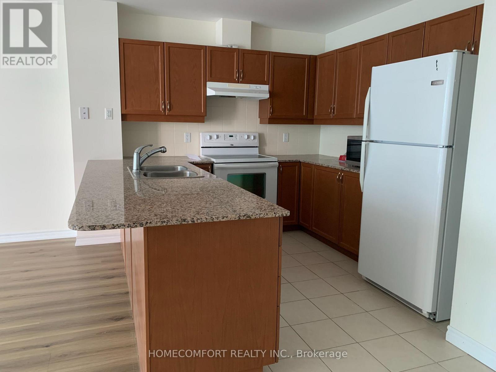 909 - 33 Ellen Street, Barrie (City Centre), Ontario  L4N 6E9 - Photo 3 - S13176824