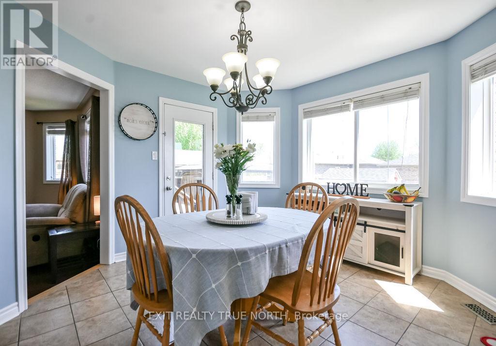 9 Corbett Street, Springwater, Ontario  L0L 1P0 - Photo 13 - S13176920