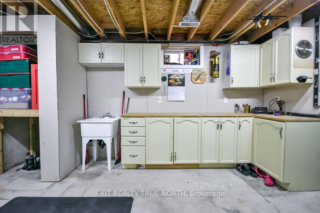 9 Corbett Street, Springwater, Ontario  L0L 1P0 - Photo 41 - S13176920