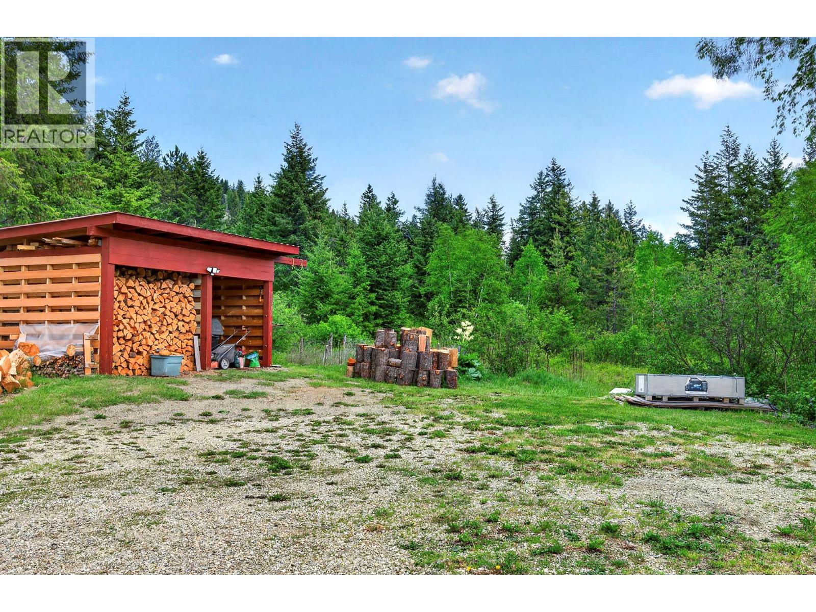 2236 Yellowhead Highway, Clearwater, British Columbia  V0E 1N1 - Photo 81 - 10388869