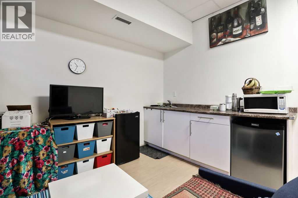 133 5th Avenue SW, High River, Alberta  T1V 1M6 - Photo 12 - A2314903