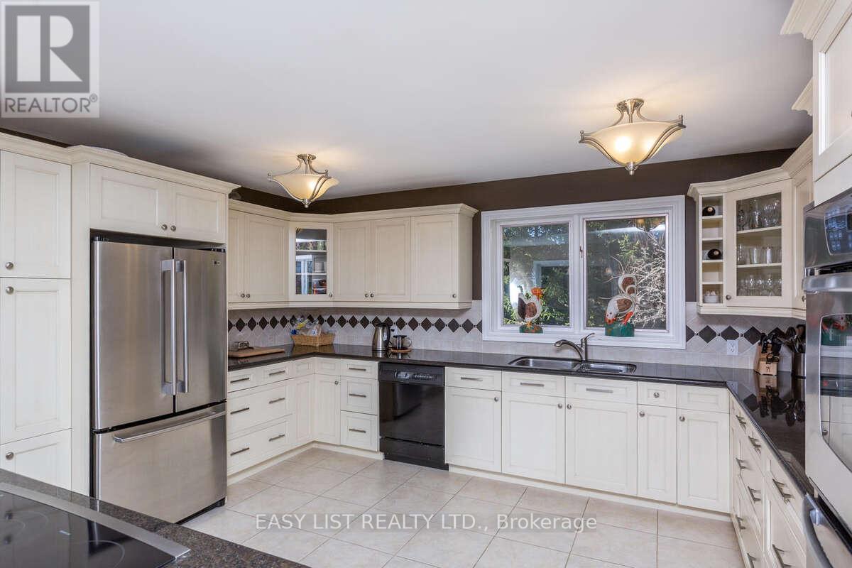 5 Worden View, Halton Hills, Ontario  L7J 2L8 - Photo 11 - W13176836