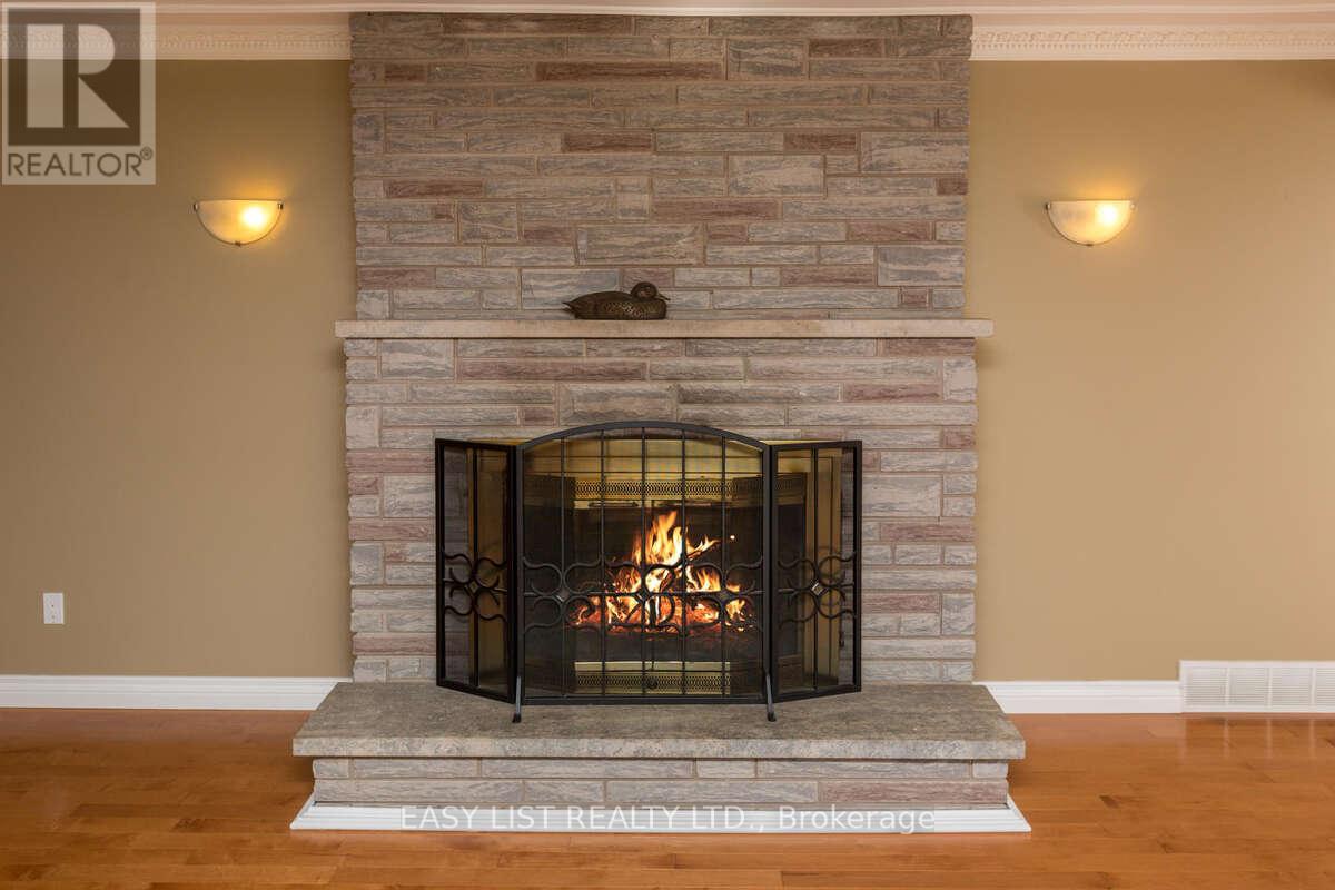 5 Worden View, Halton Hills, Ontario  L7J 2L8 - Photo 18 - W13176836