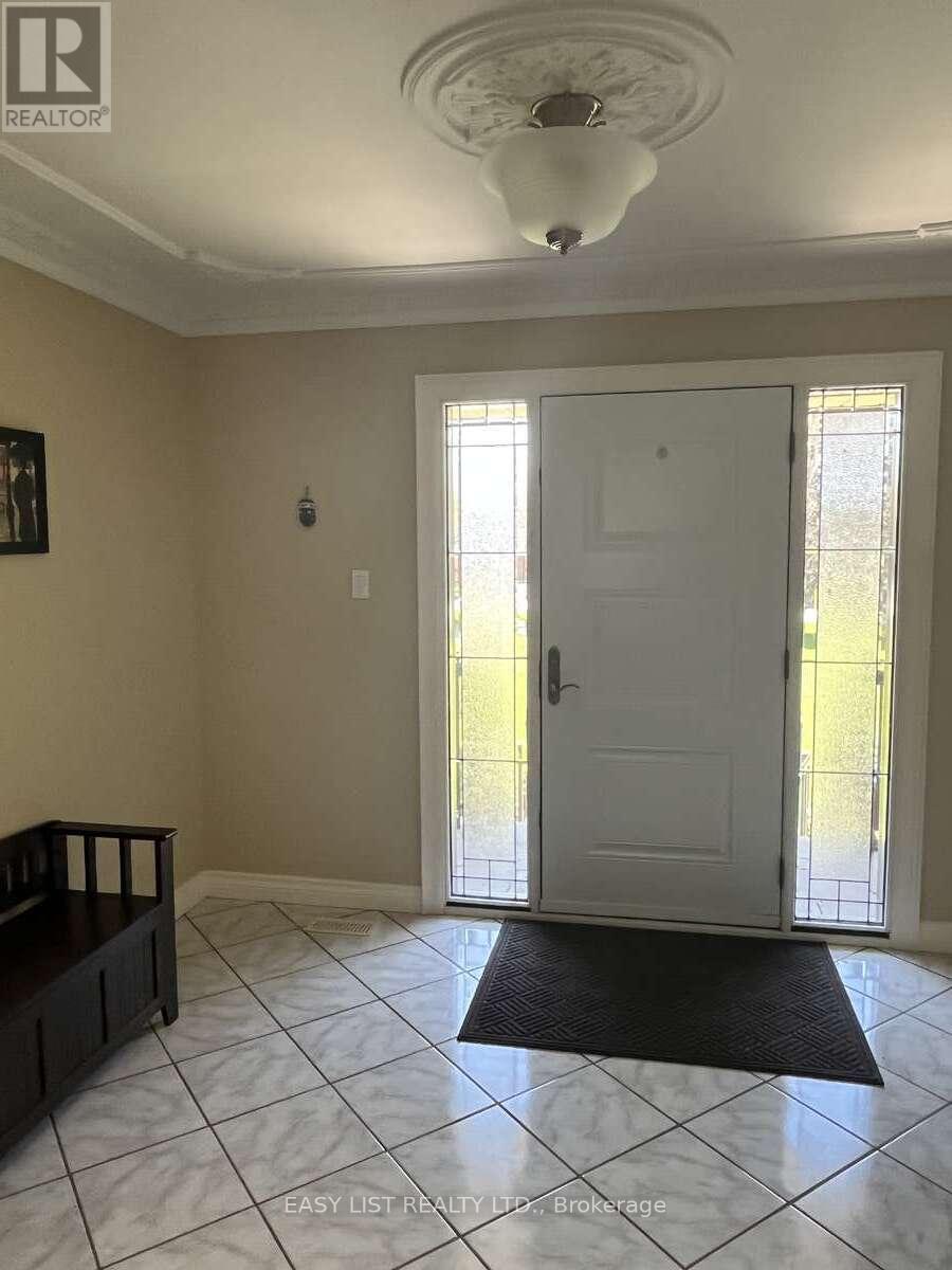 5 Worden View, Halton Hills, Ontario  L7J 2L8 - Photo 3 - W13176836