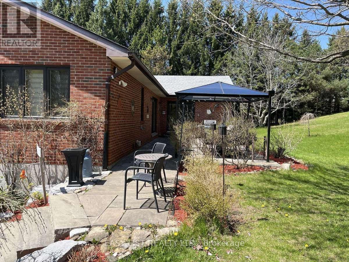 5 Worden View, Halton Hills, Ontario  L7J 2L8 - Photo 32 - W13176836