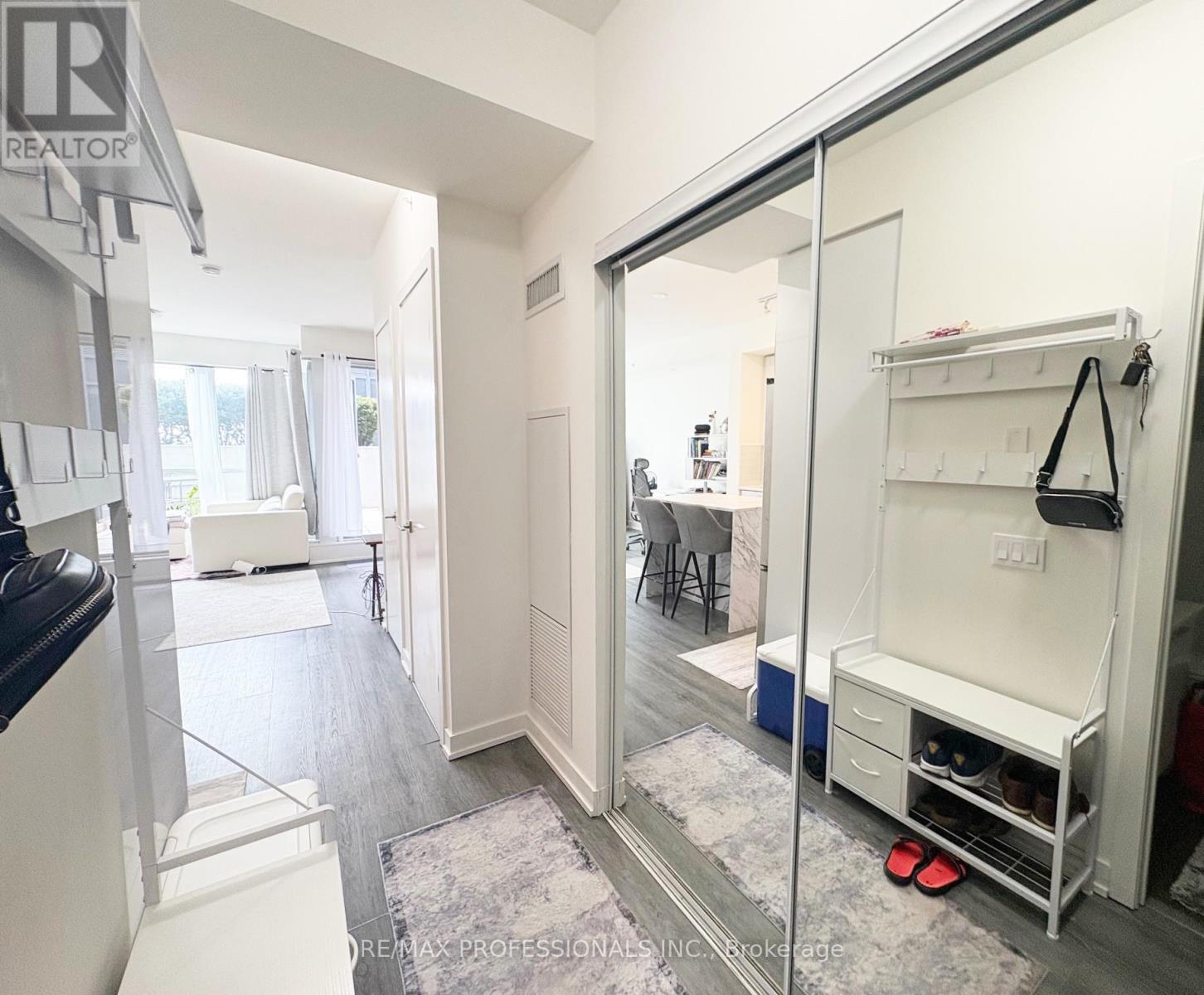 802 - 10 Park Lawn Road, Toronto, Ontario  M8Y 3H8 - Photo 7 - W13176842