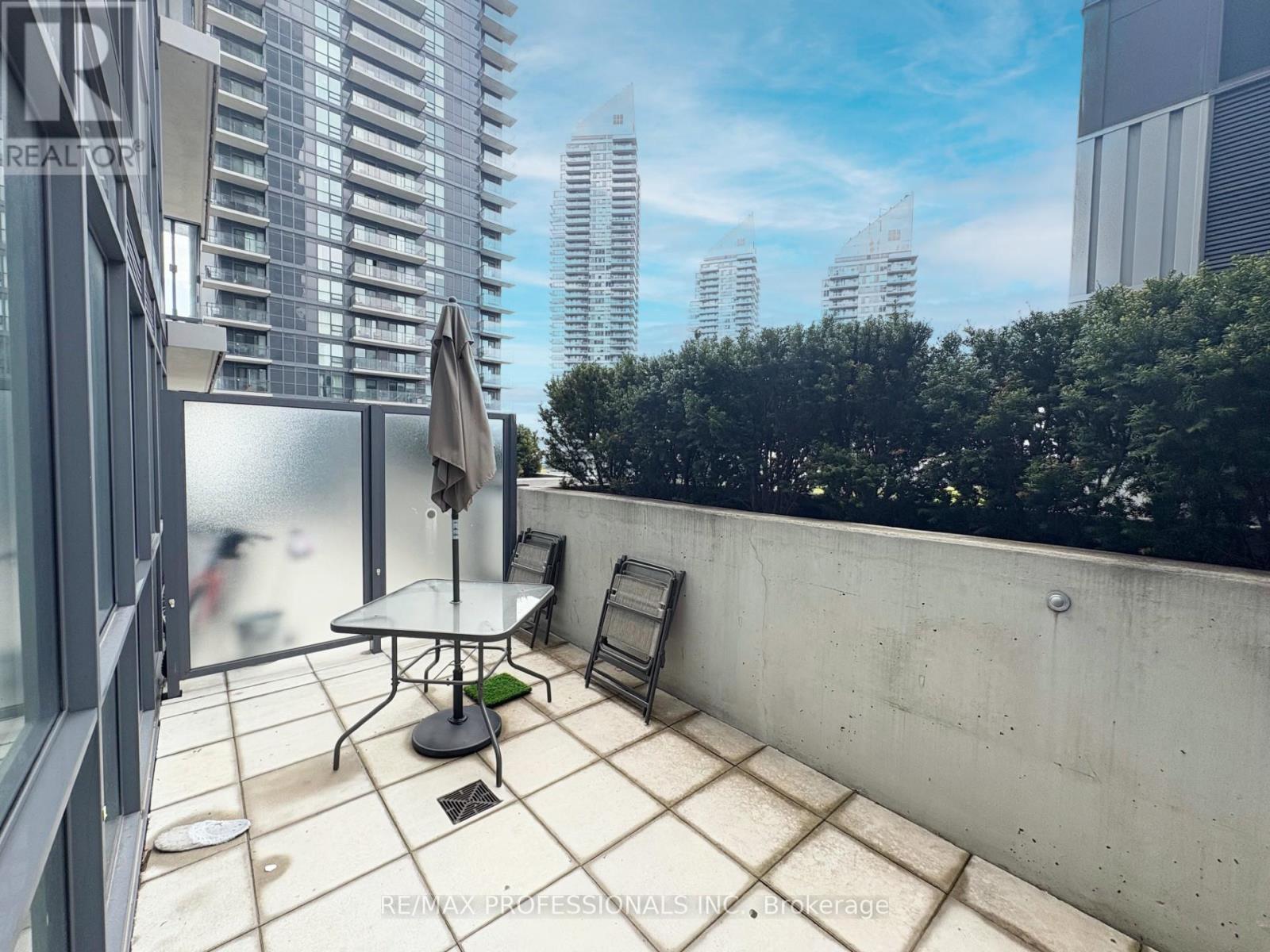 802 - 10 Park Lawn Road, Toronto, Ontario  M8Y 3H8 - Photo 8 - W13176842