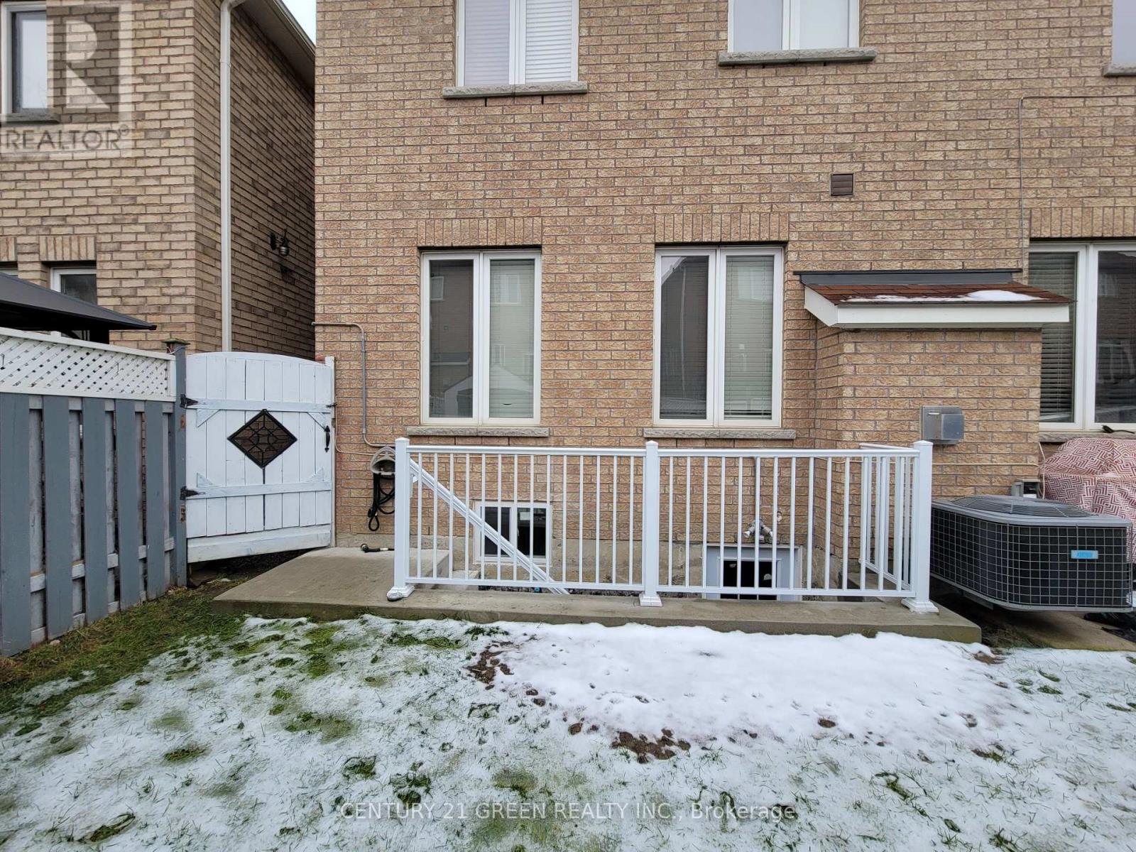 Bsmt - 3249 Paul Henderson Drive, Mississauga, Ontario  L5M 0H5 - Photo 15 - W13176868