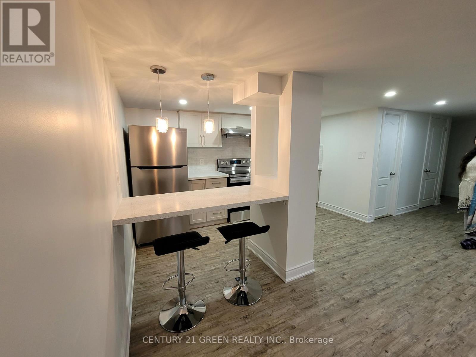 Bsmt - 3249 Paul Henderson Drive, Mississauga, Ontario  L5M 0H5 - Photo 6 - W13176868