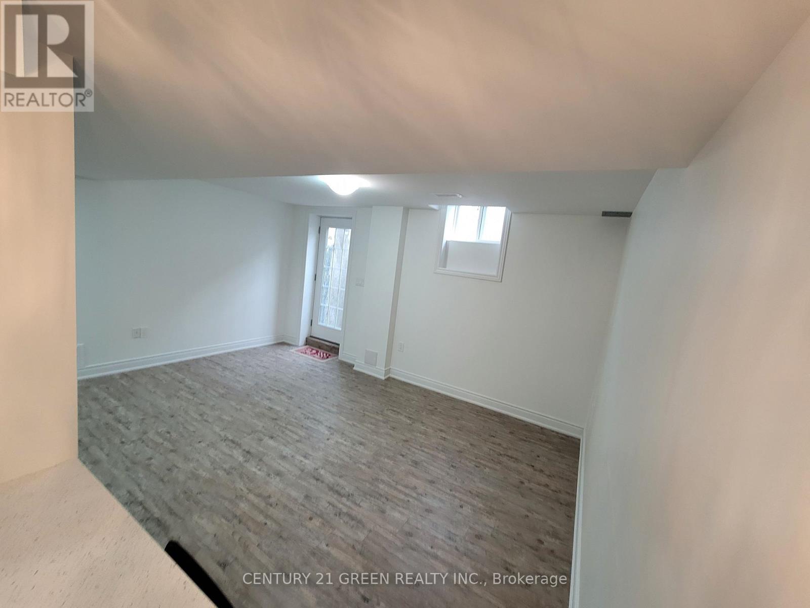 Bsmt - 3249 Paul Henderson Drive, Mississauga, Ontario  L5M 0H5 - Photo 7 - W13176868