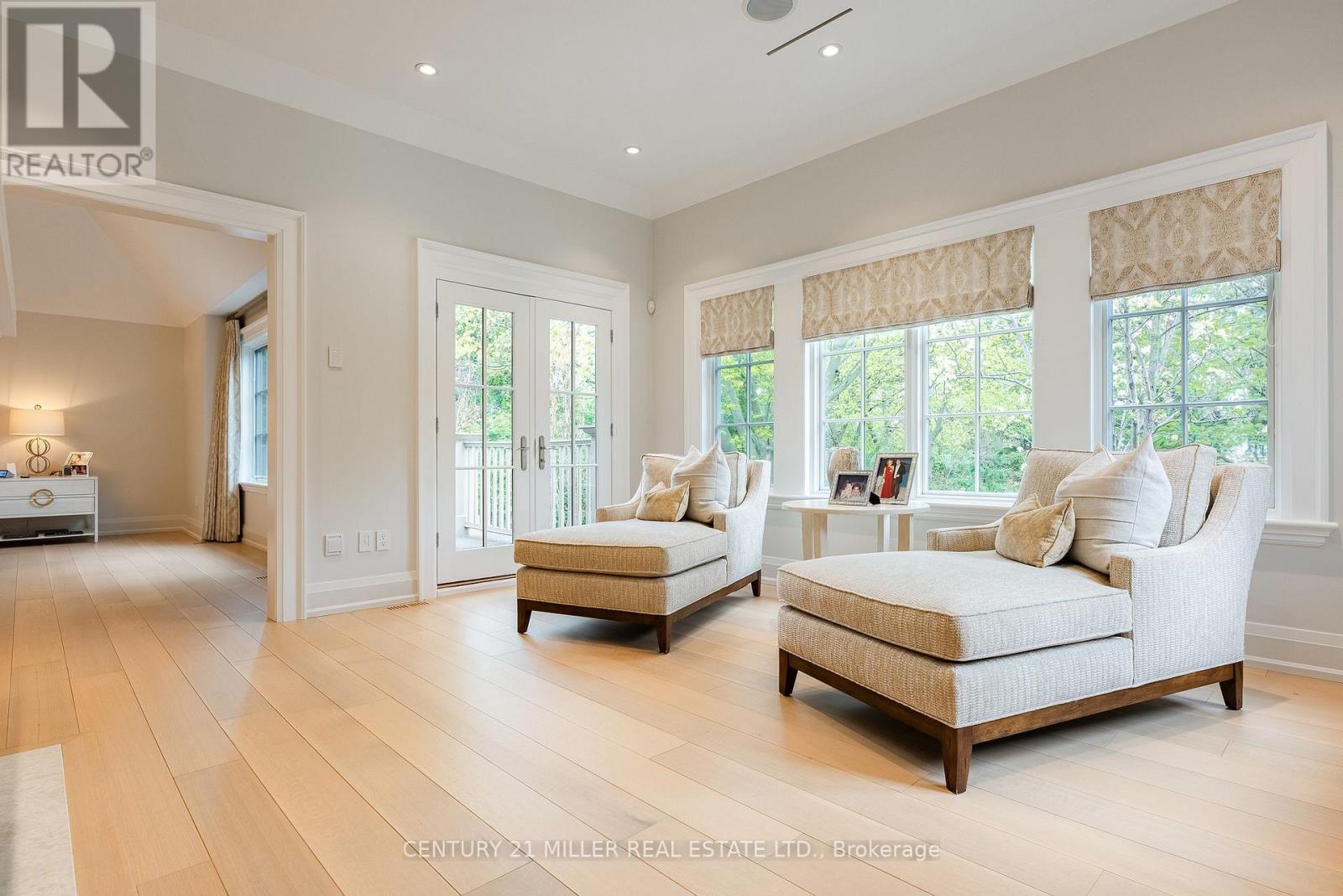155 Gloucester Avenue, Oakville, Ontario  L6J 3W3 - Photo 24 - W13176888