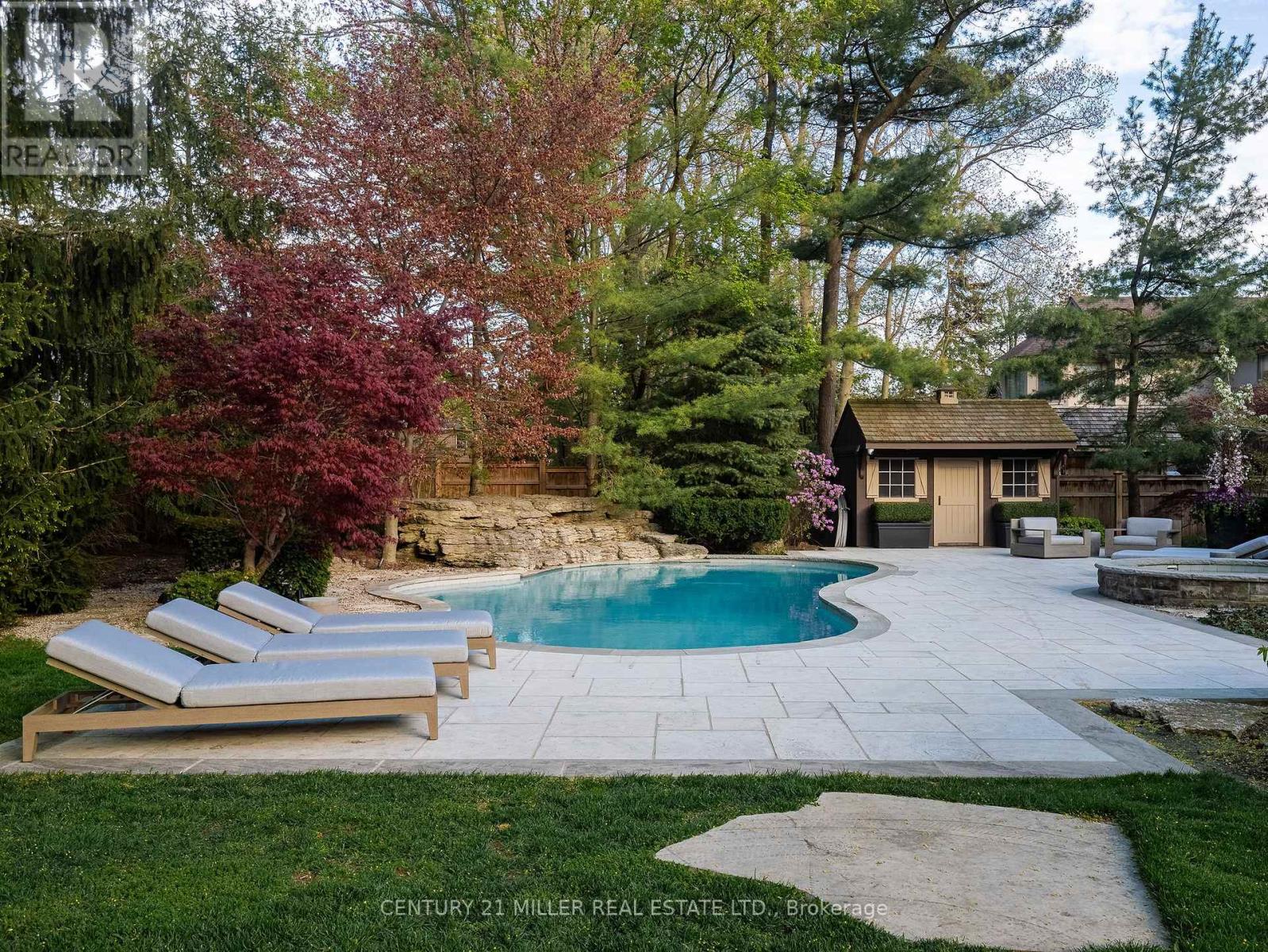 155 Gloucester Avenue, Oakville, Ontario  L6J 3W3 - Photo 37 - W13176888