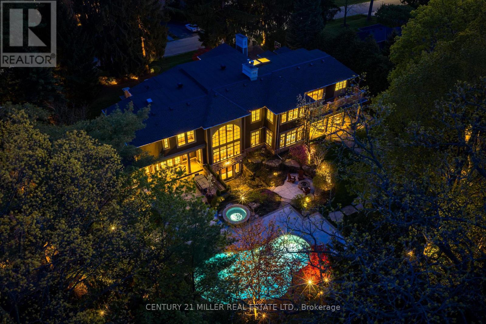 155 Gloucester Avenue, Oakville, Ontario  L6J 3W3 - Photo 5 - W13176888