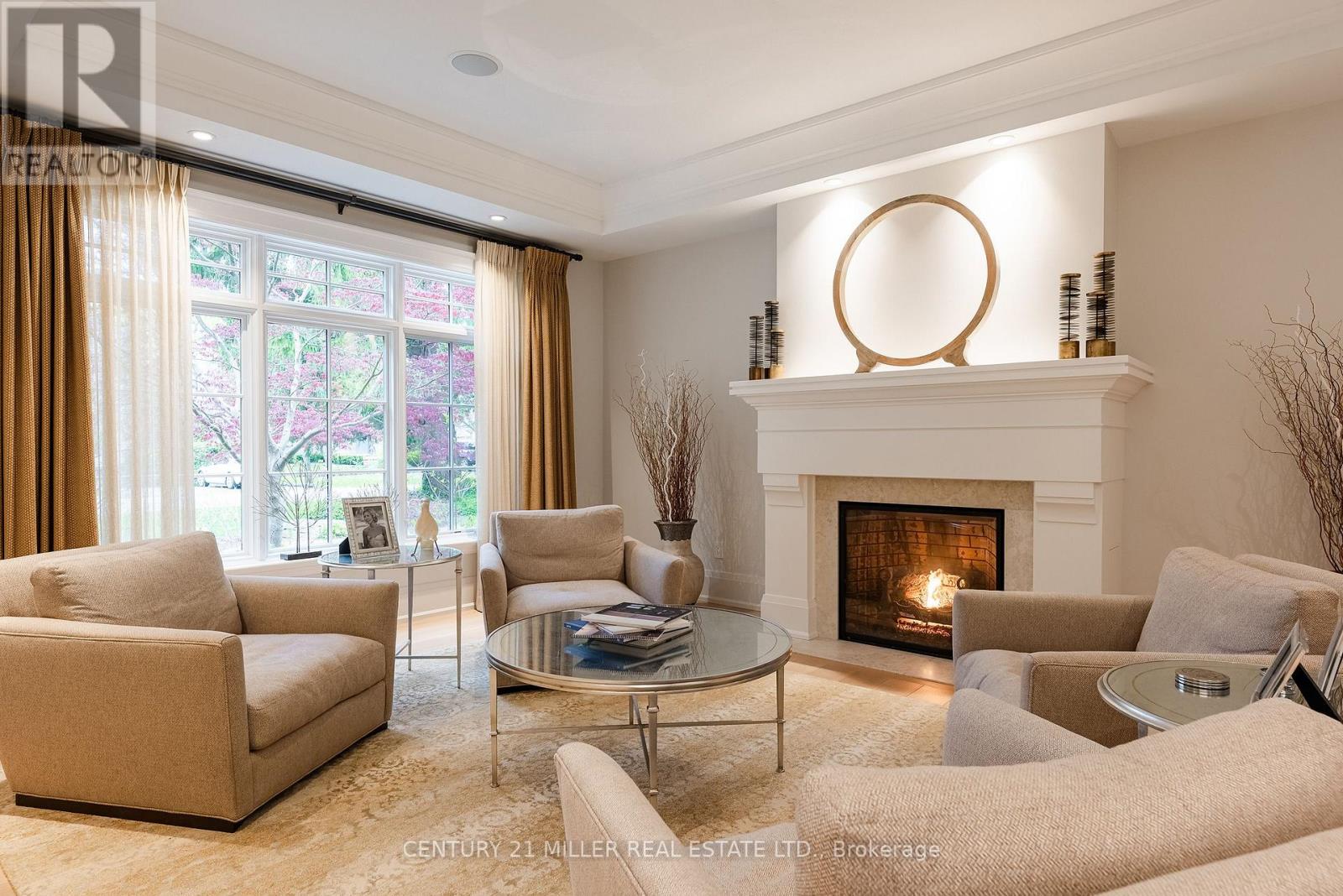 155 Gloucester Avenue, Oakville, Ontario  L6J 3W3 - Photo 9 - W13176888