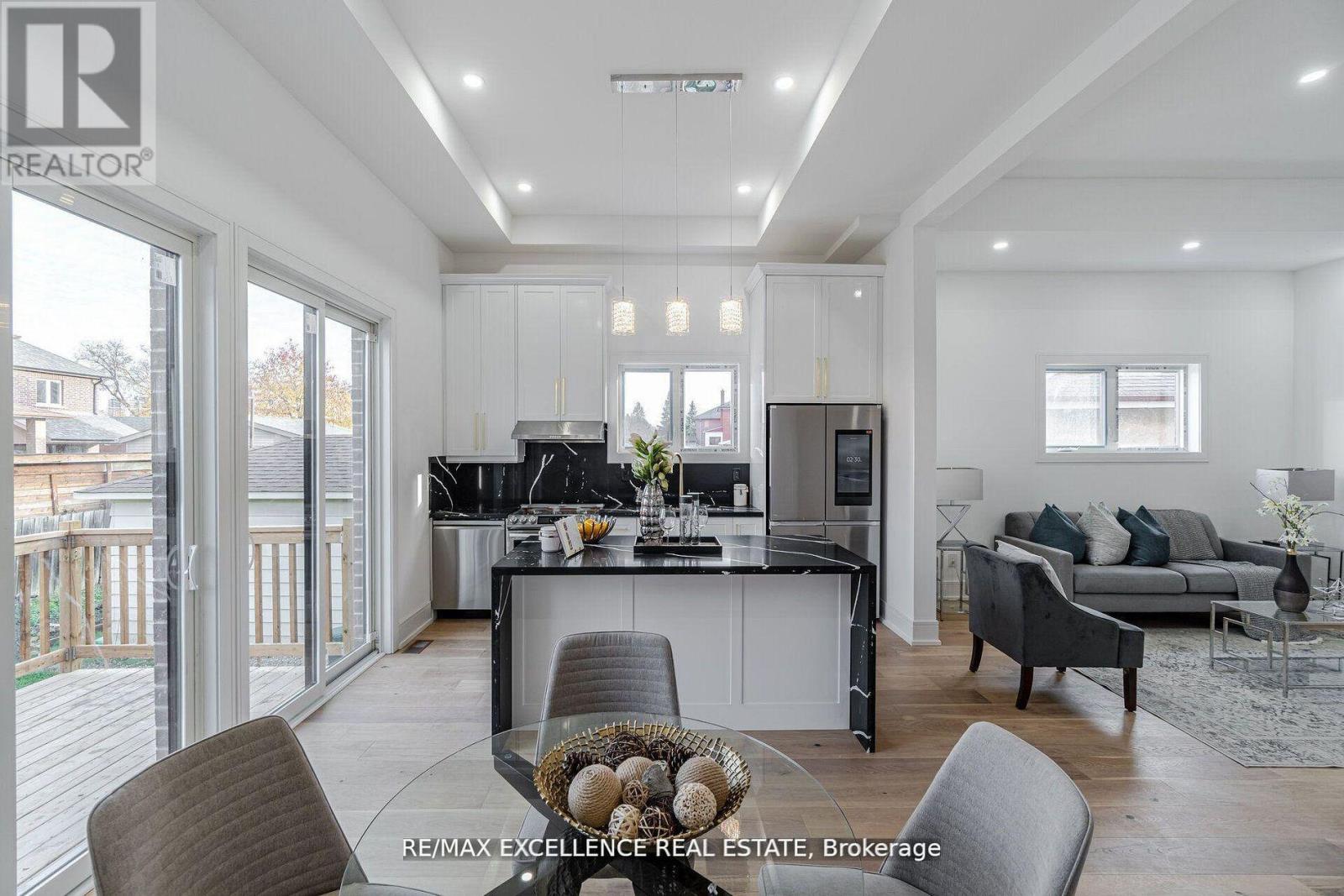 55 Renfield Street, Toronto, Ontario  M6M 4V5 - Photo 12 - W13176898