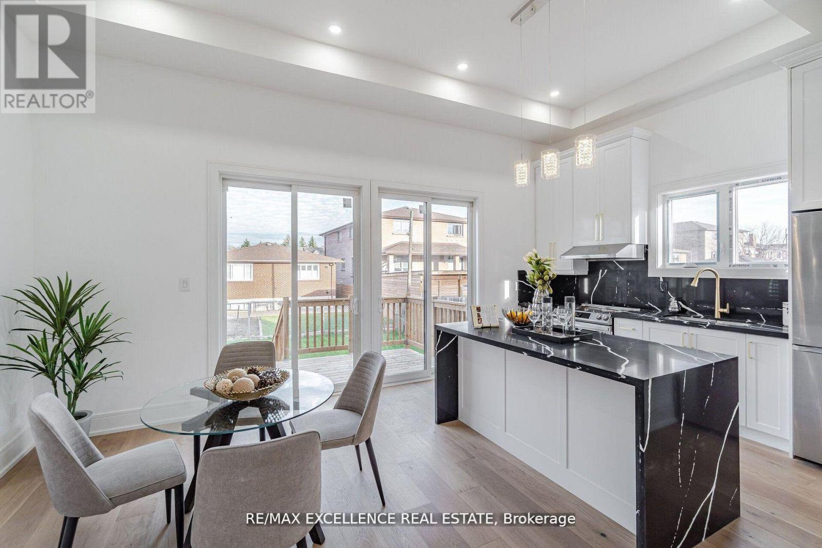 55 Renfield Street, Toronto, Ontario  M6M 4V5 - Photo 7 - W13176898