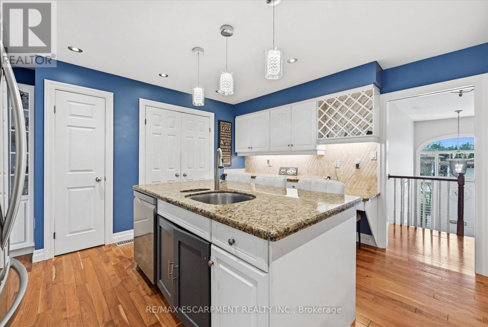 285 Glen Afton Drive, Burlington, Ontario  L7L 1G8 - Photo 18 - W13176988