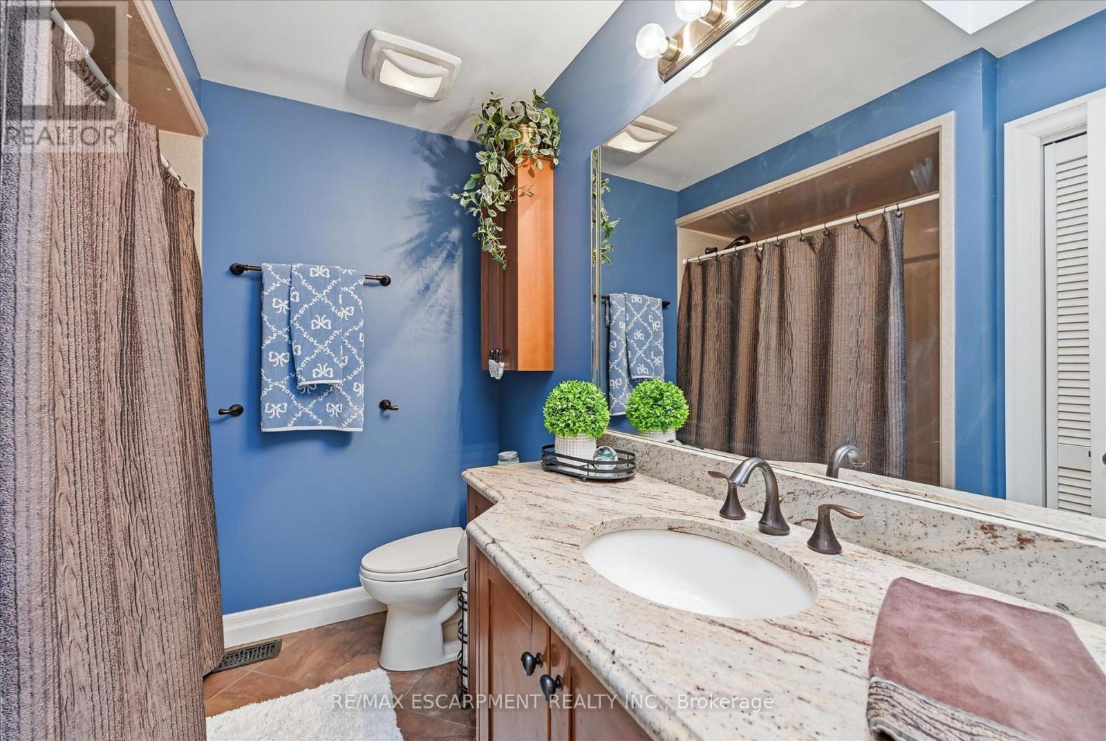 285 Glen Afton Drive, Burlington, Ontario  L7L 1G8 - Photo 19 - W13176988