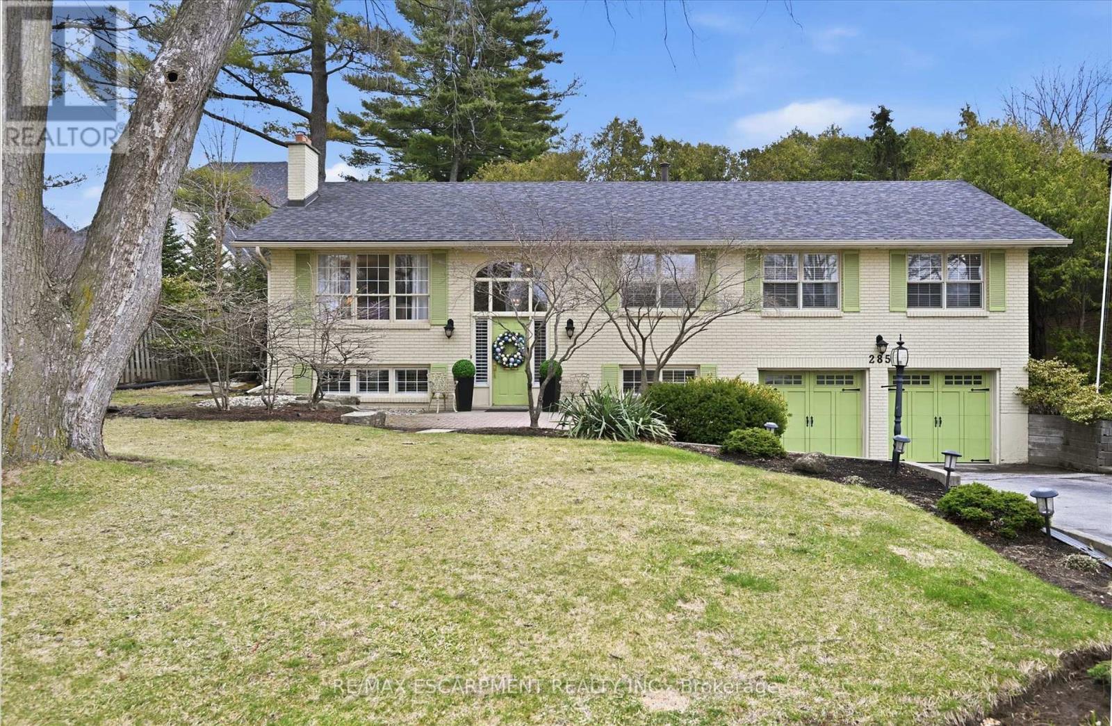 285 Glen Afton Drive, Burlington, Ontario  L7L 1G8 - Photo 2 - W13176988