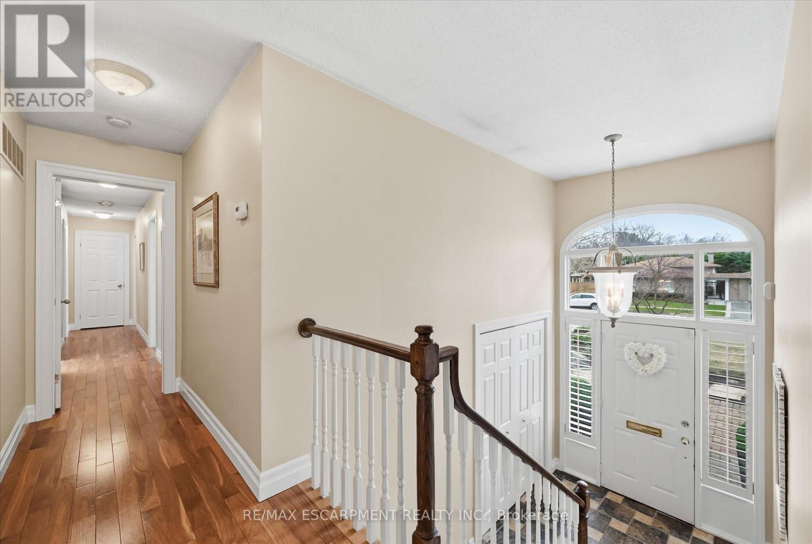 285 Glen Afton Drive, Burlington, Ontario  L7L 1G8 - Photo 6 - W13176988