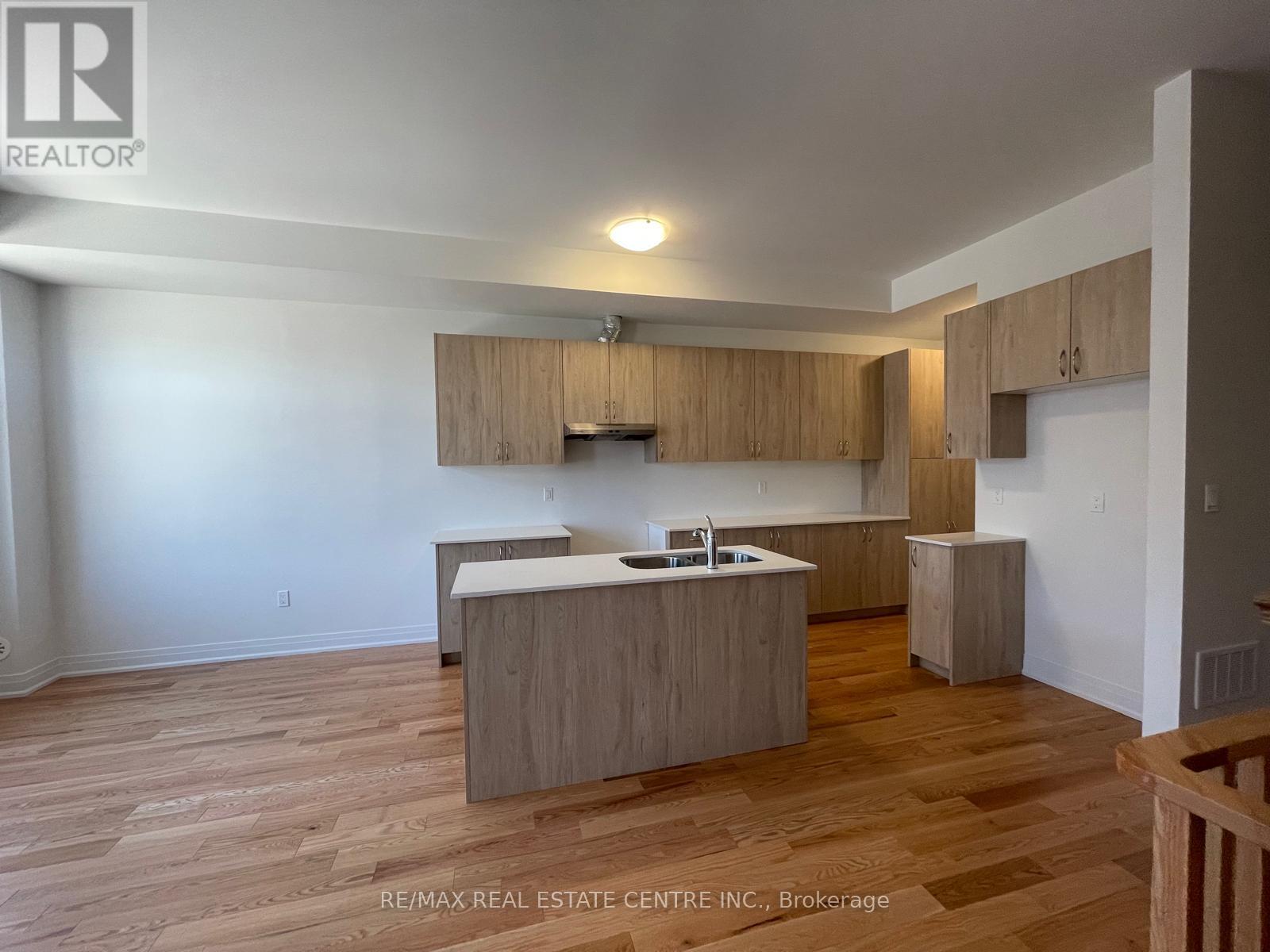 86 Salina Street, Mississauga, Ontario  L5M 2S5 - Photo 4 - W13176994