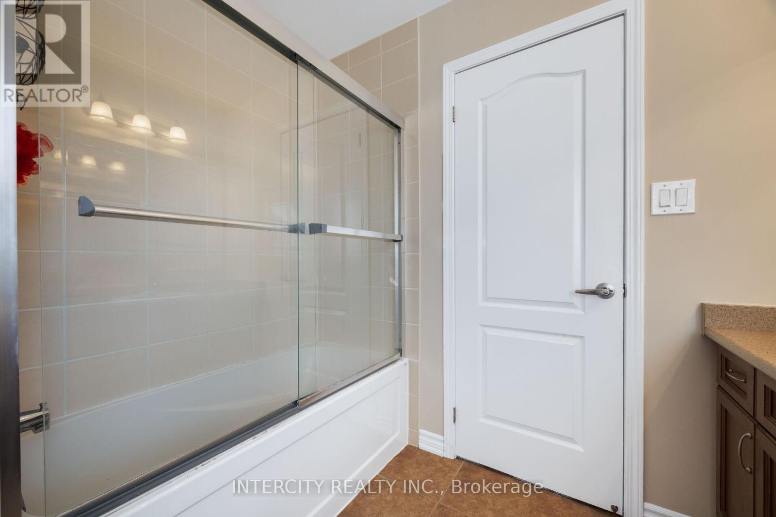 19 Enford Crescent, Brampton, Ontario  L7A 4C8 - Photo 32 - W13177014