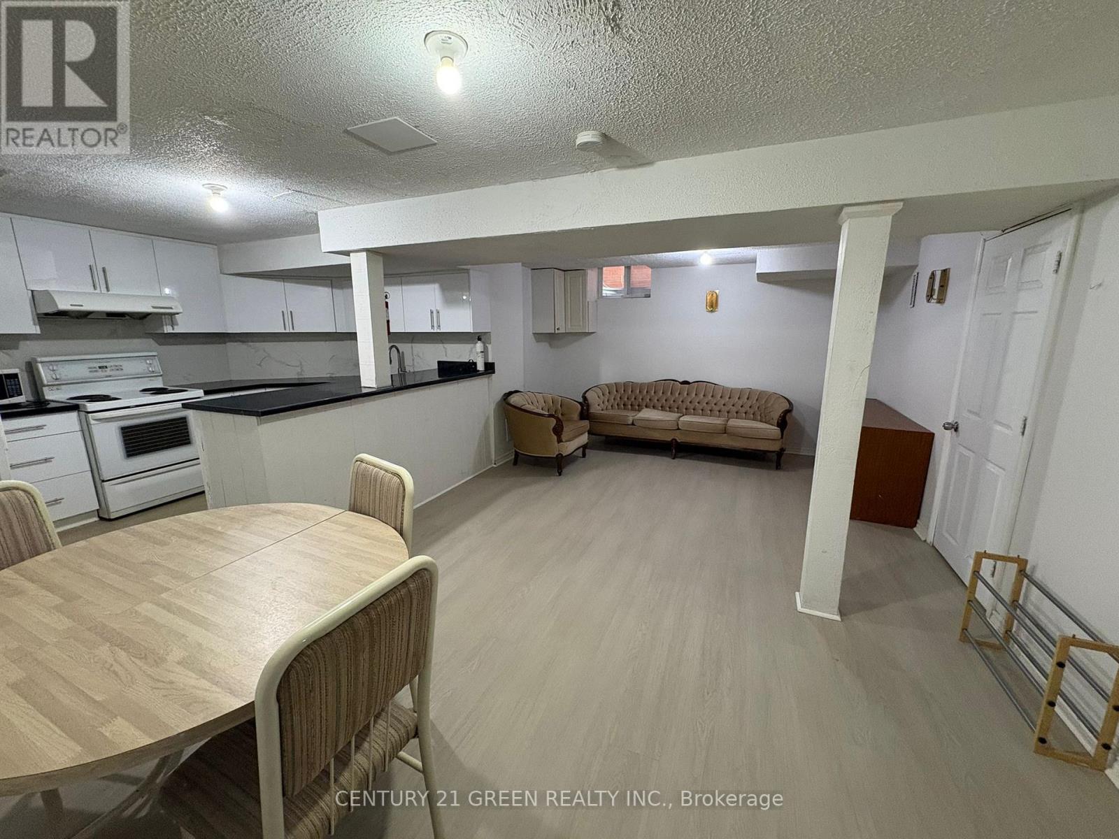 Bsmt - 4426 Mayflower Drive, Mississauga, Ontario  L5R 1S8 - Photo 5 - W13177018