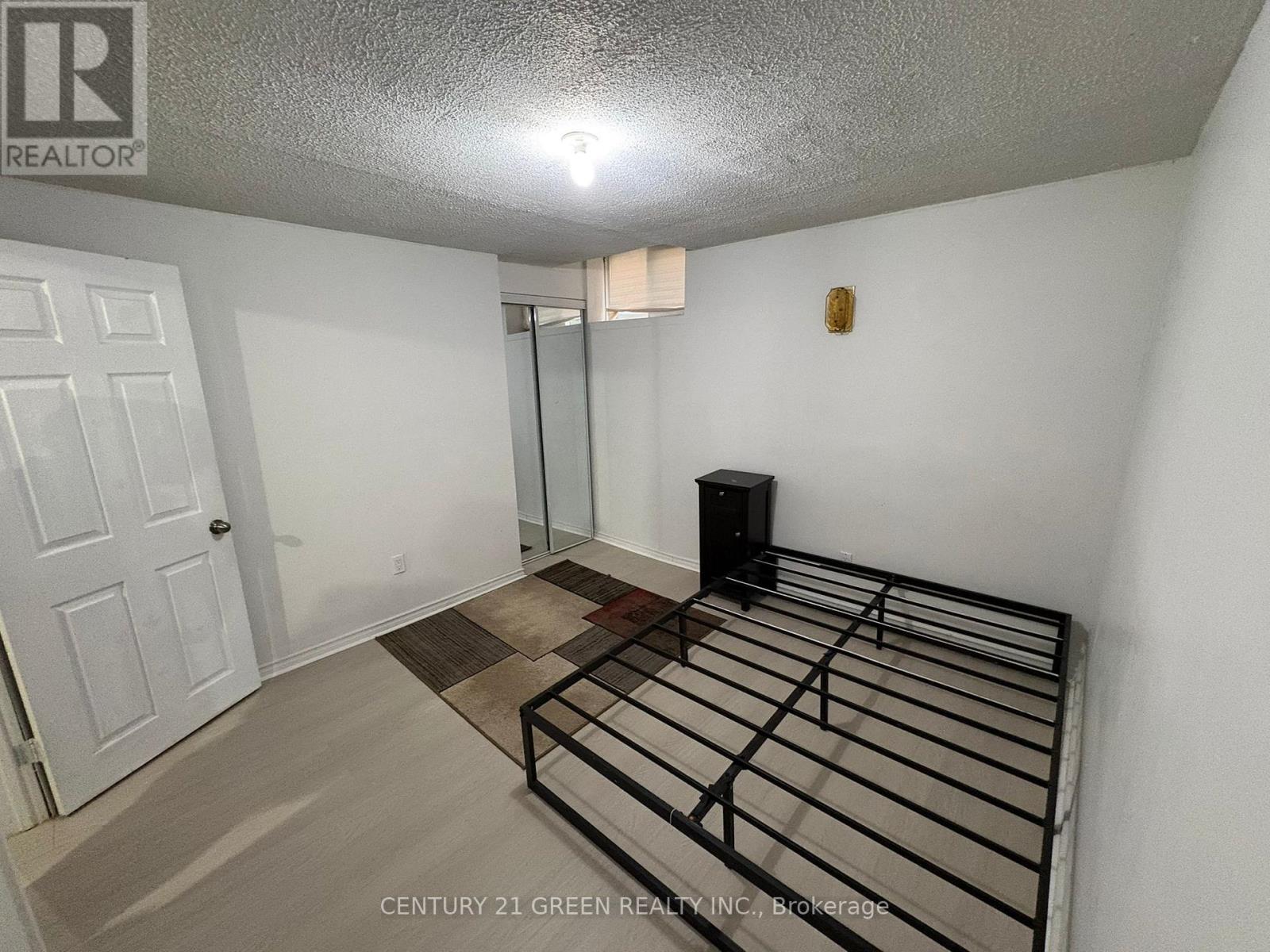 Bsmt - 4426 Mayflower Drive, Mississauga, Ontario  L5R 1S8 - Photo 9 - W13177018