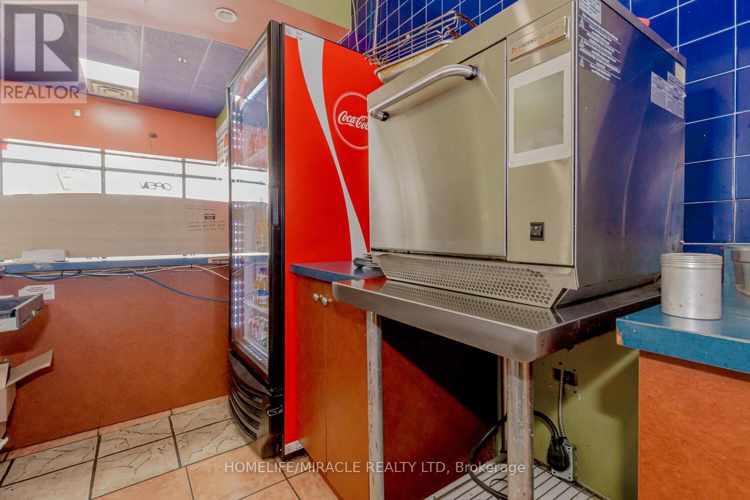 1c - 1035 Brant Street, Burlington, Ontario  L7R 4X6 - Photo 19 - W13177054