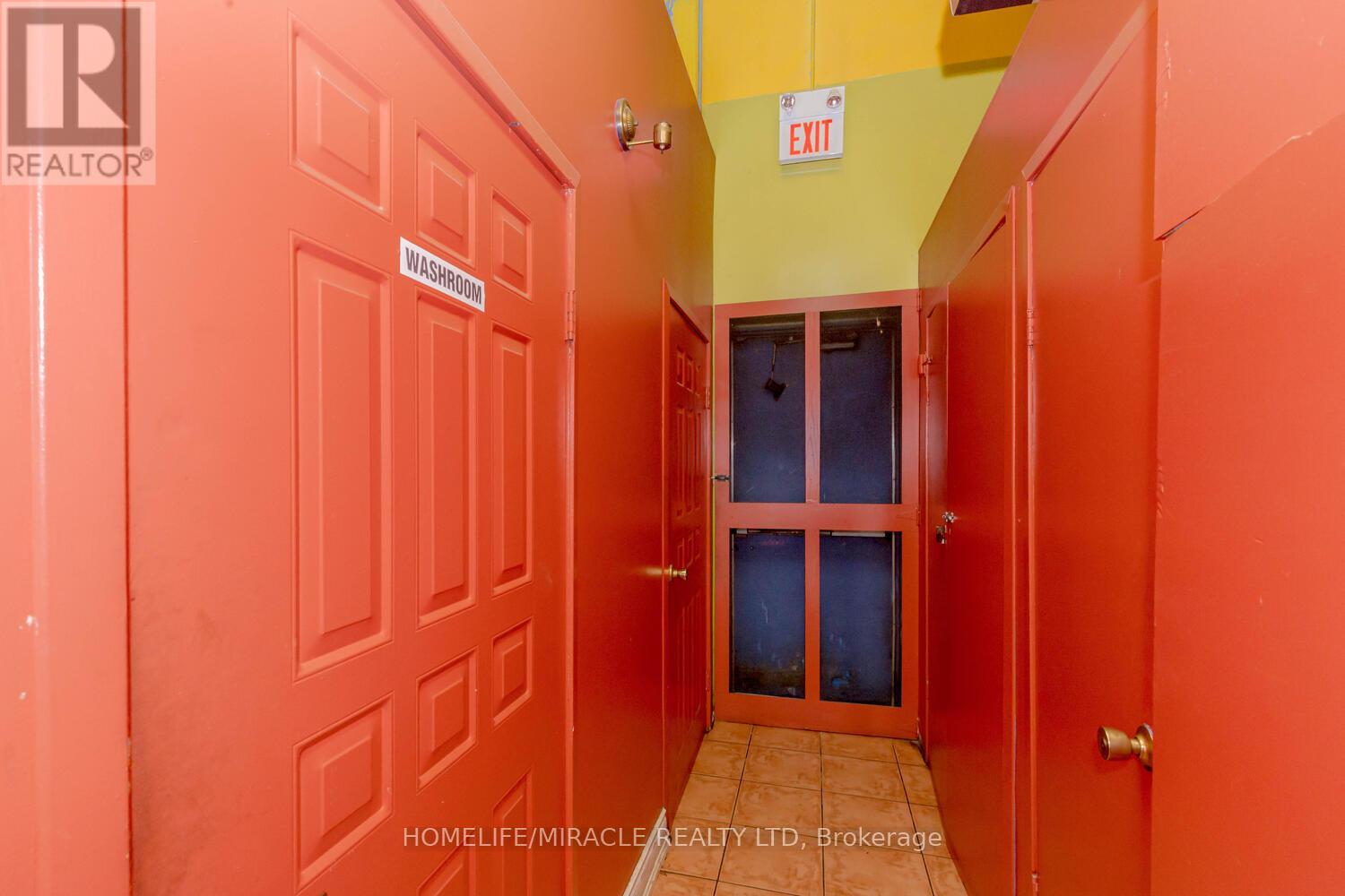 1c - 1035 Brant Street, Burlington, Ontario  L7R 4X6 - Photo 35 - W13177054