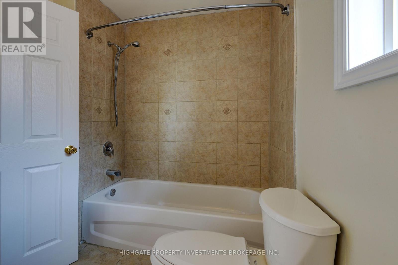 Main & Upper - 654 Brougham Place, Mississauga, Ontario  L5B 2Z5 - Photo 15 - W13177056