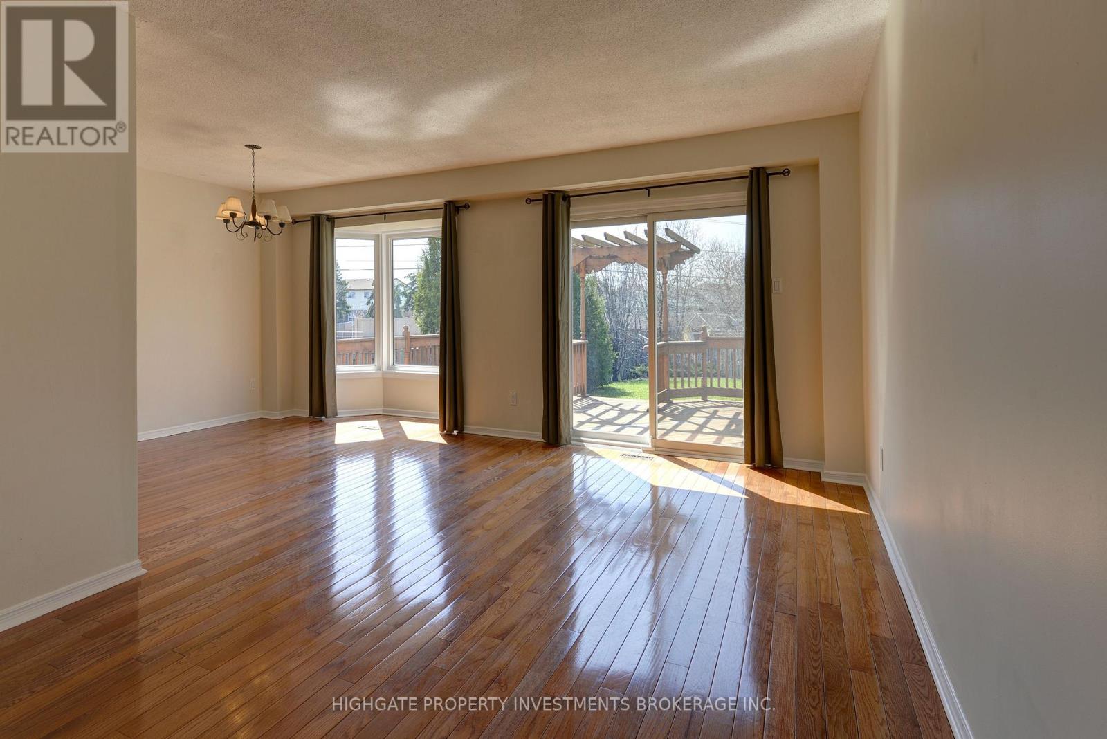 Main & Upper - 654 Brougham Place, Mississauga, Ontario  L5B 2Z5 - Photo 5 - W13177056