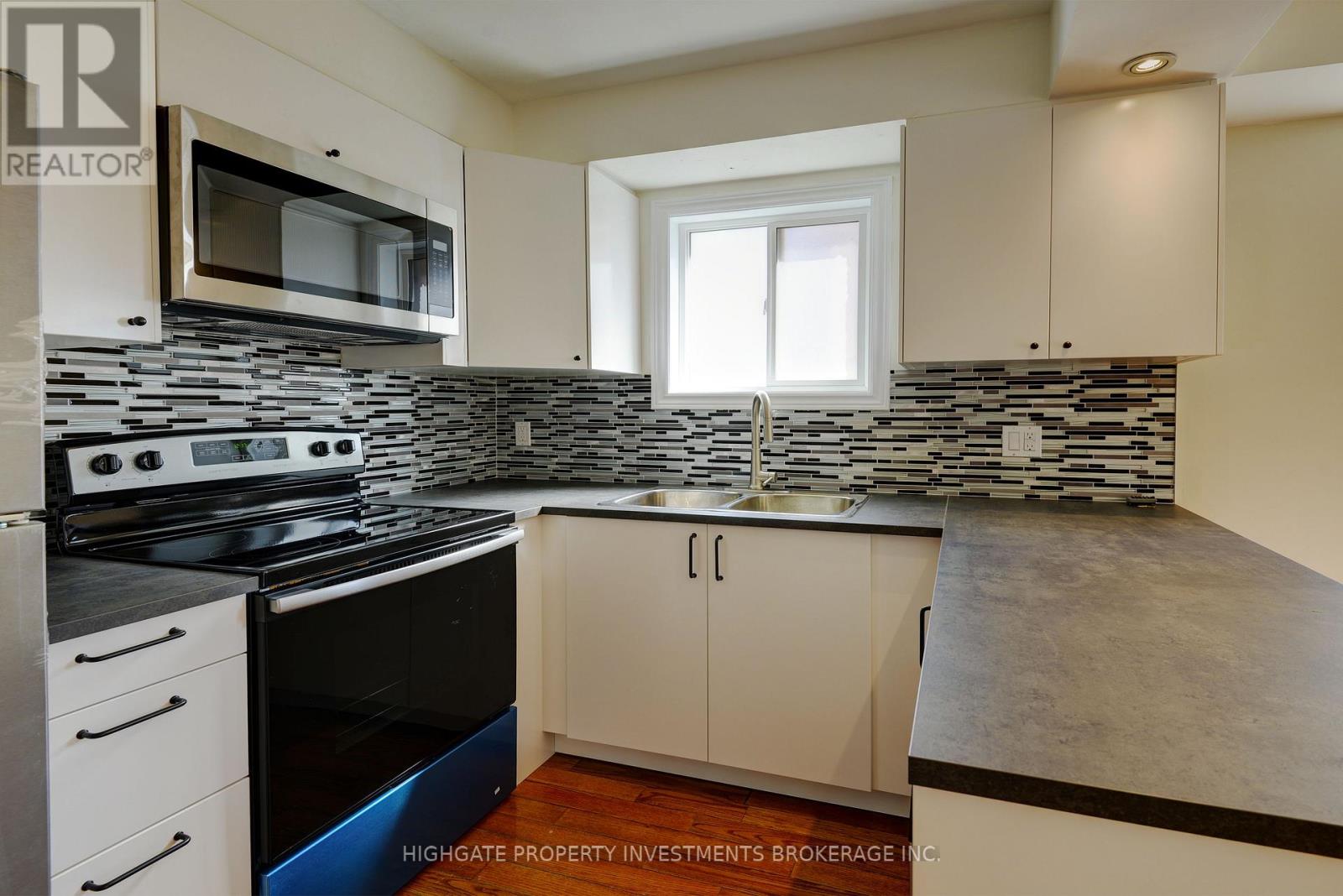 Main & Upper - 654 Brougham Place, Mississauga, Ontario  L5B 2Z5 - Photo 8 - W13177056