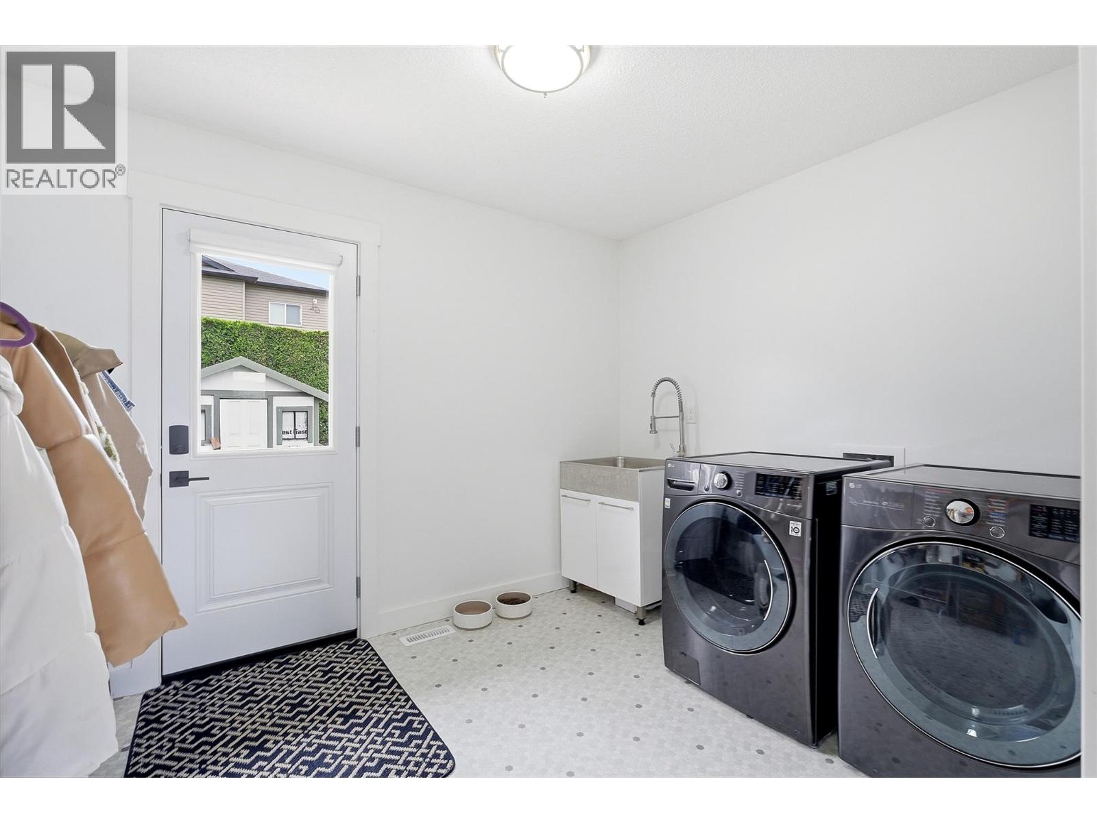 1357 Sitka Street, Kamloops, British Columbia  V2B 2V8 - Photo 28 - 10388887