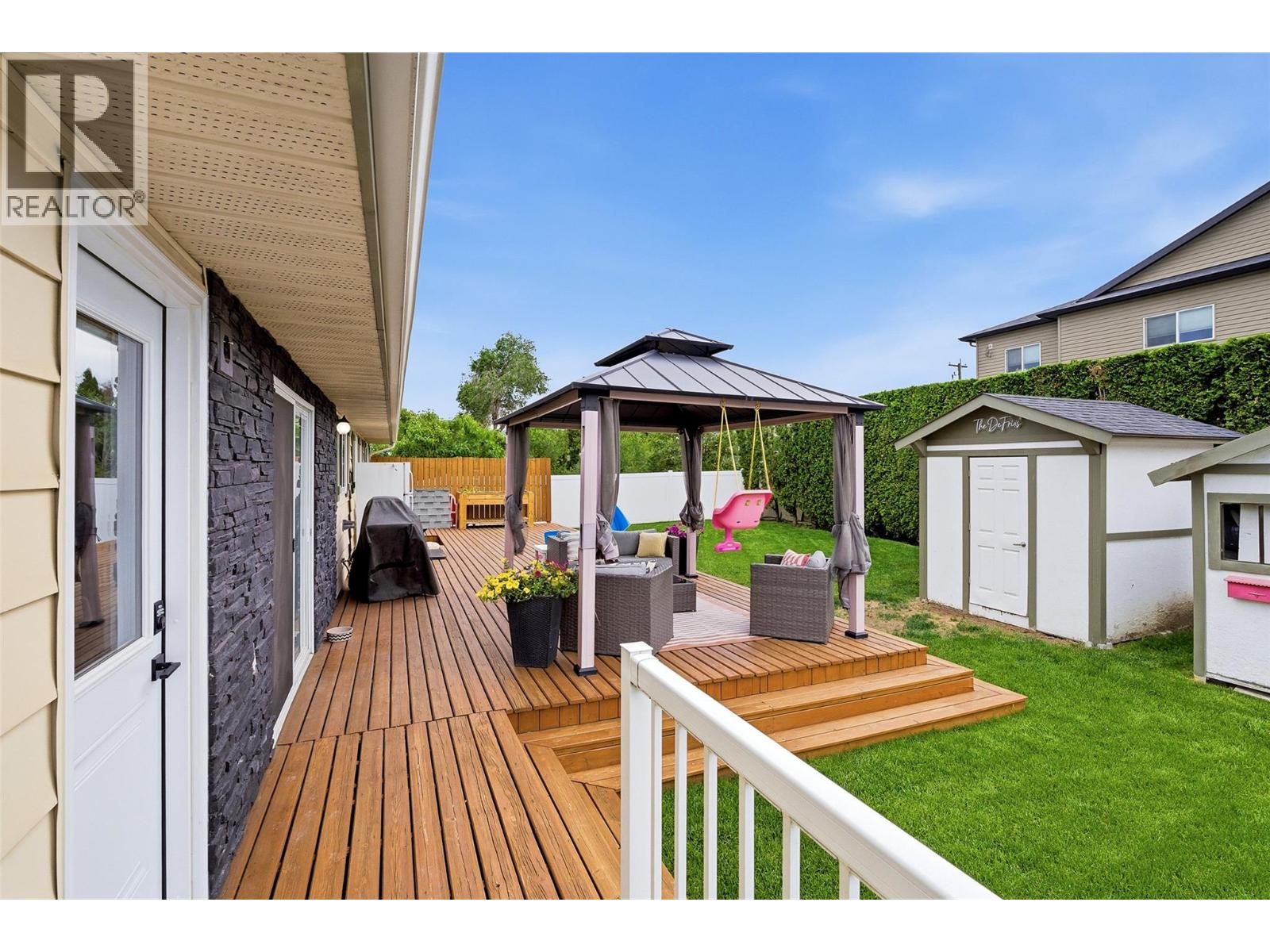 1357 Sitka Street, Kamloops, British Columbia  V2B 2V8 - Photo 45 - 10388887