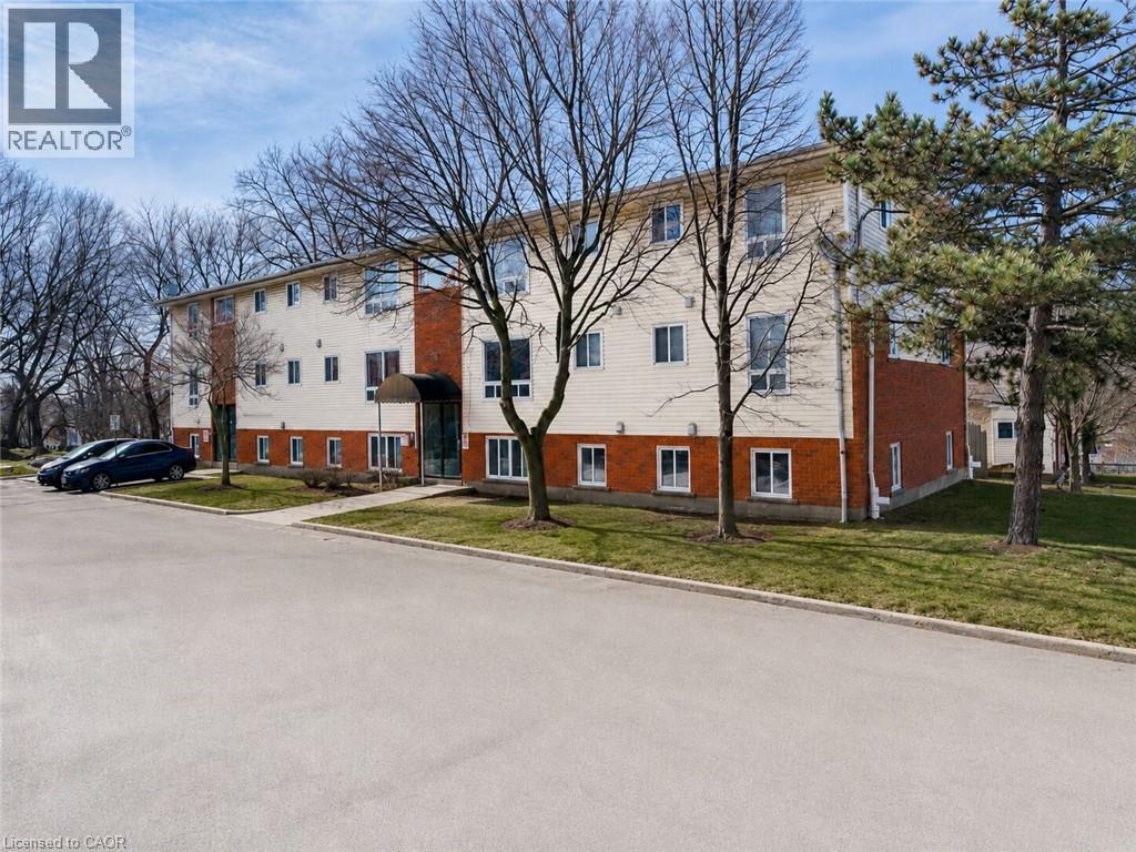 119 Cedar Street S Unit# 15, Kitchener, Ontario  N2G 3L6 - Photo 29 - 40833805