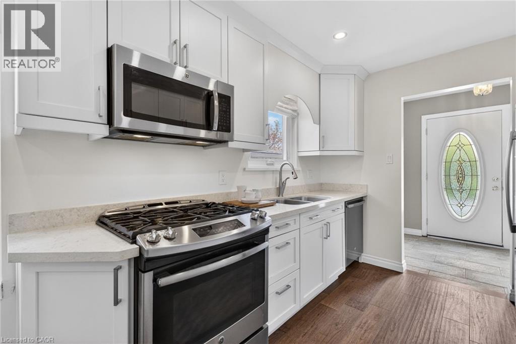 2471 Malcolm Crescent, Burlington, Ontario  L7P 3Y7 - Photo 11 - 40828814