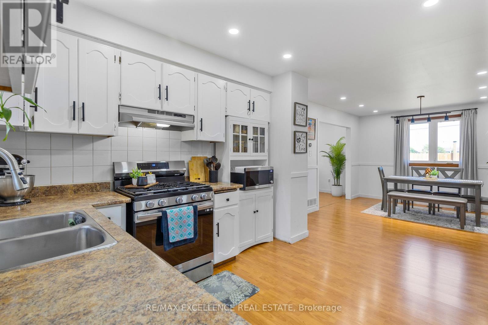 102 Juniper Drive, Hamilton, Ontario  L8E 4G6 - Photo 16 - X13177004