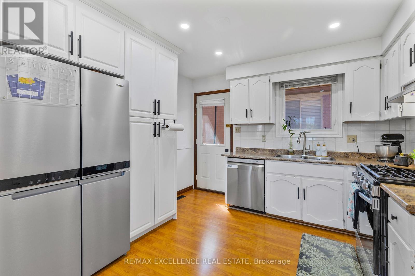 102 Juniper Drive, Hamilton, Ontario  L8E 4G6 - Photo 17 - X13177004