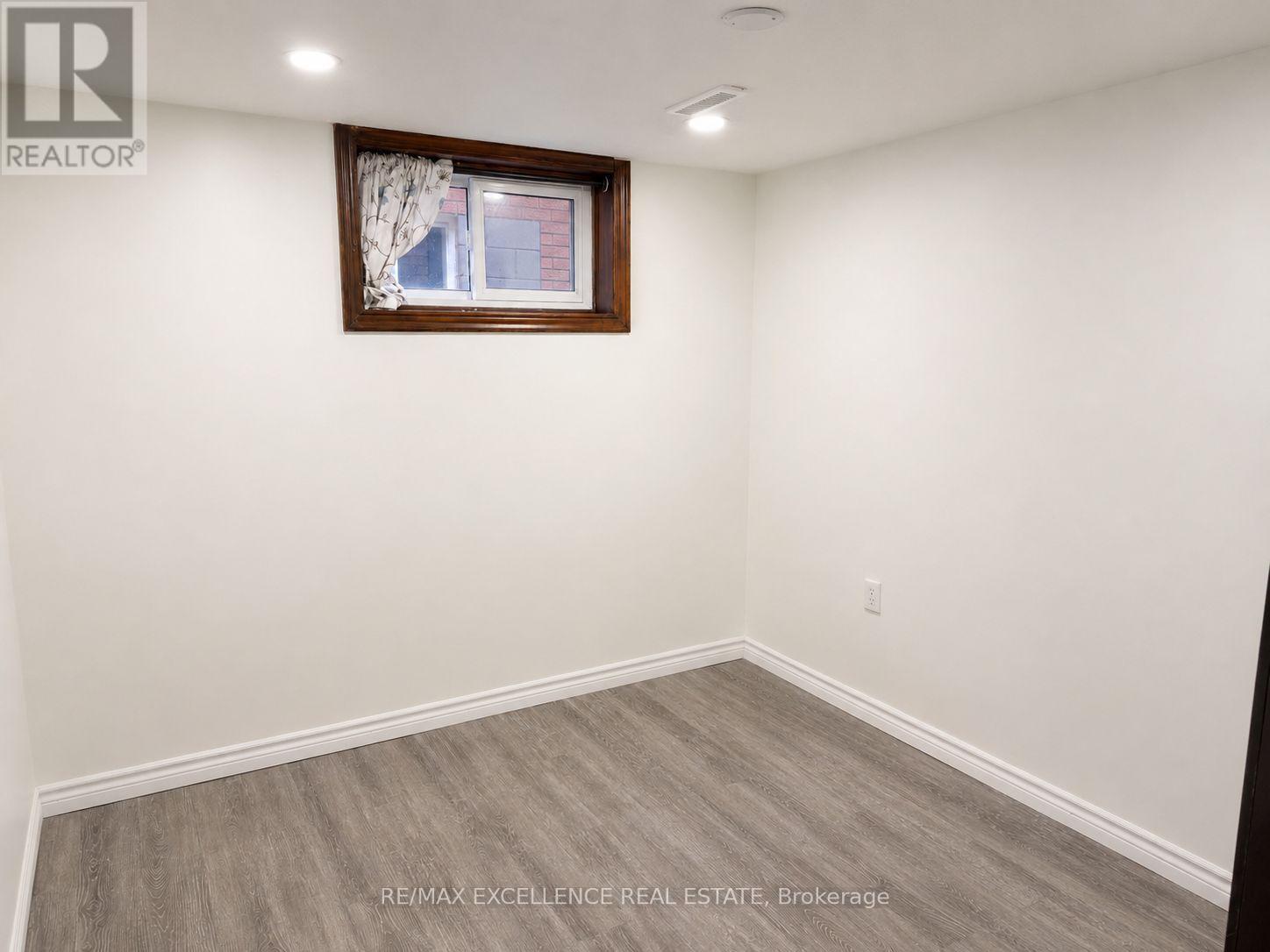 102 Juniper Drive, Hamilton, Ontario  L8E 4G6 - Photo 29 - X13177004
