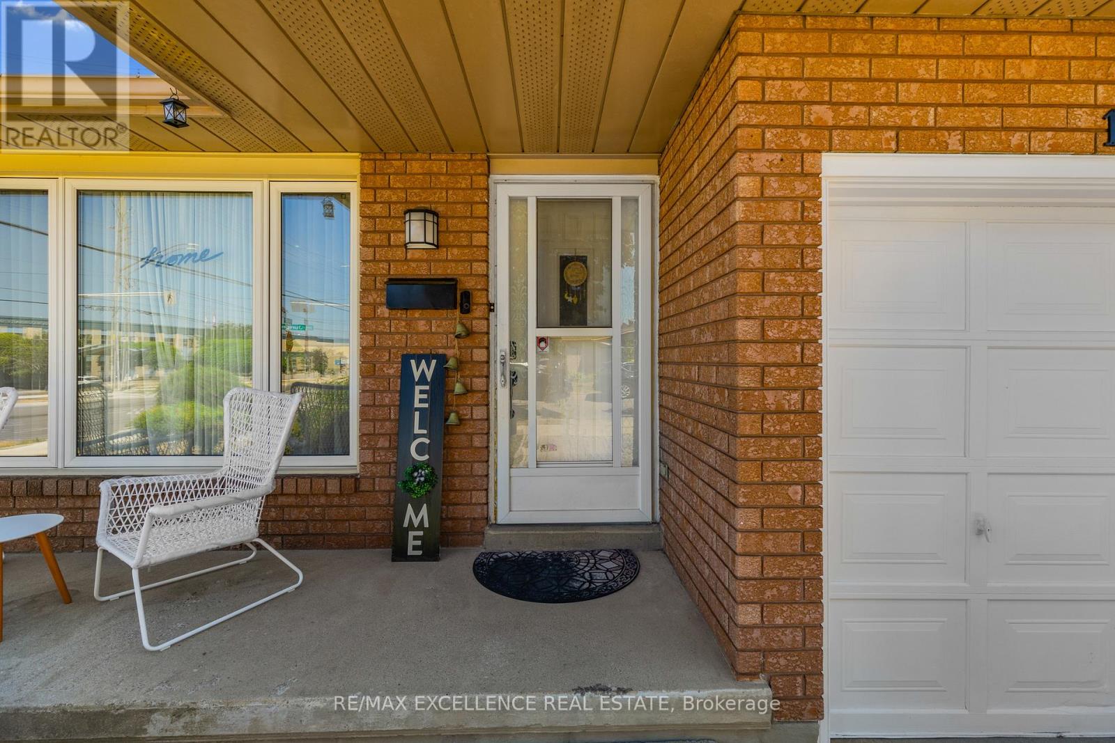 102 Juniper Drive, Hamilton, Ontario  L8E 4G6 - Photo 4 - X13177004