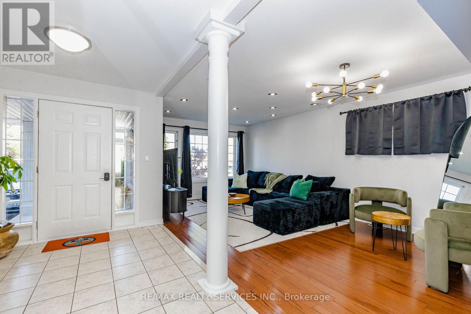 7009 Kalar Road, Niagara Falls, Ontario  L2H 3J6 - Photo 4 - X13177066